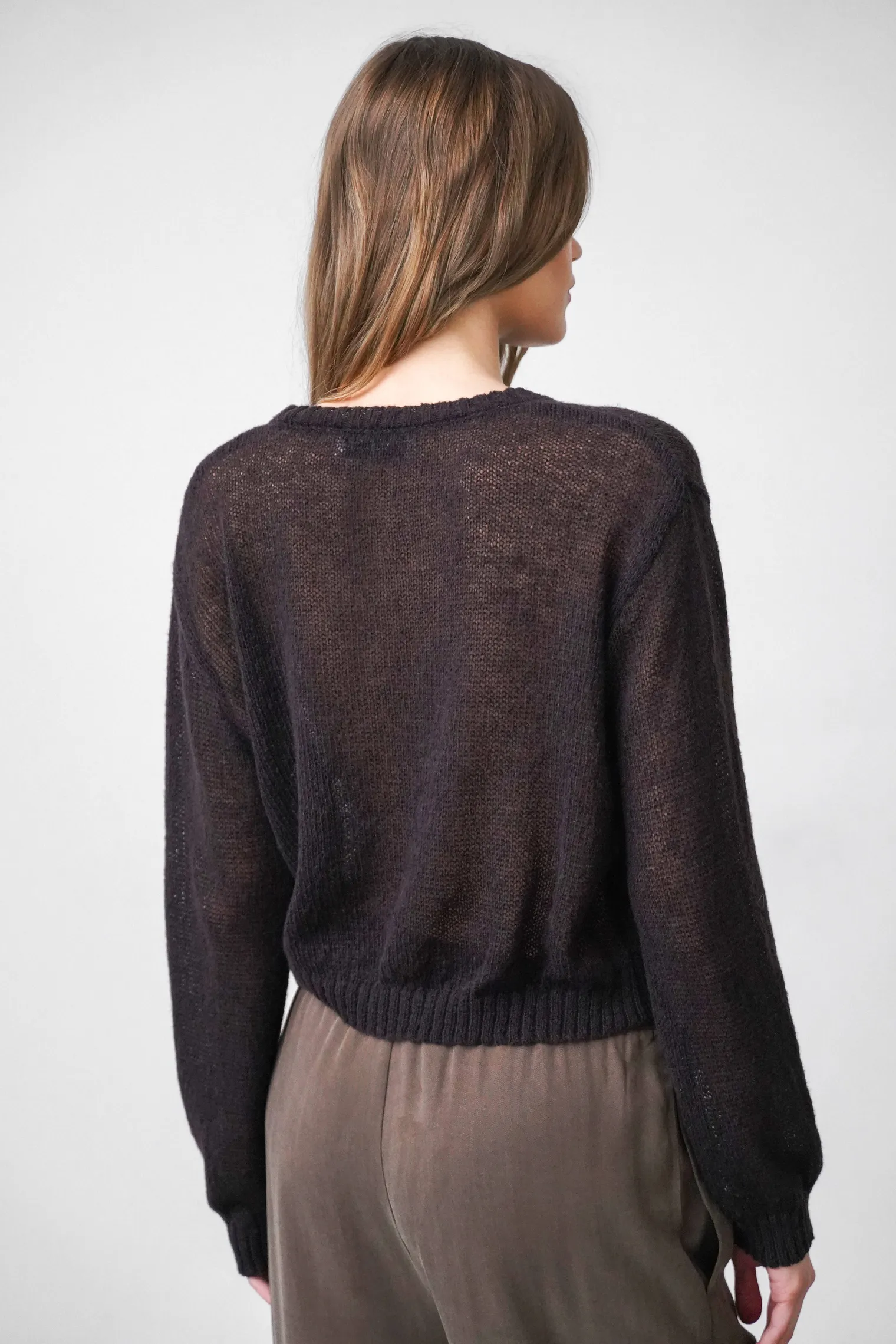 Кардиган ажурной вязки цвета горький шоколад фото 4