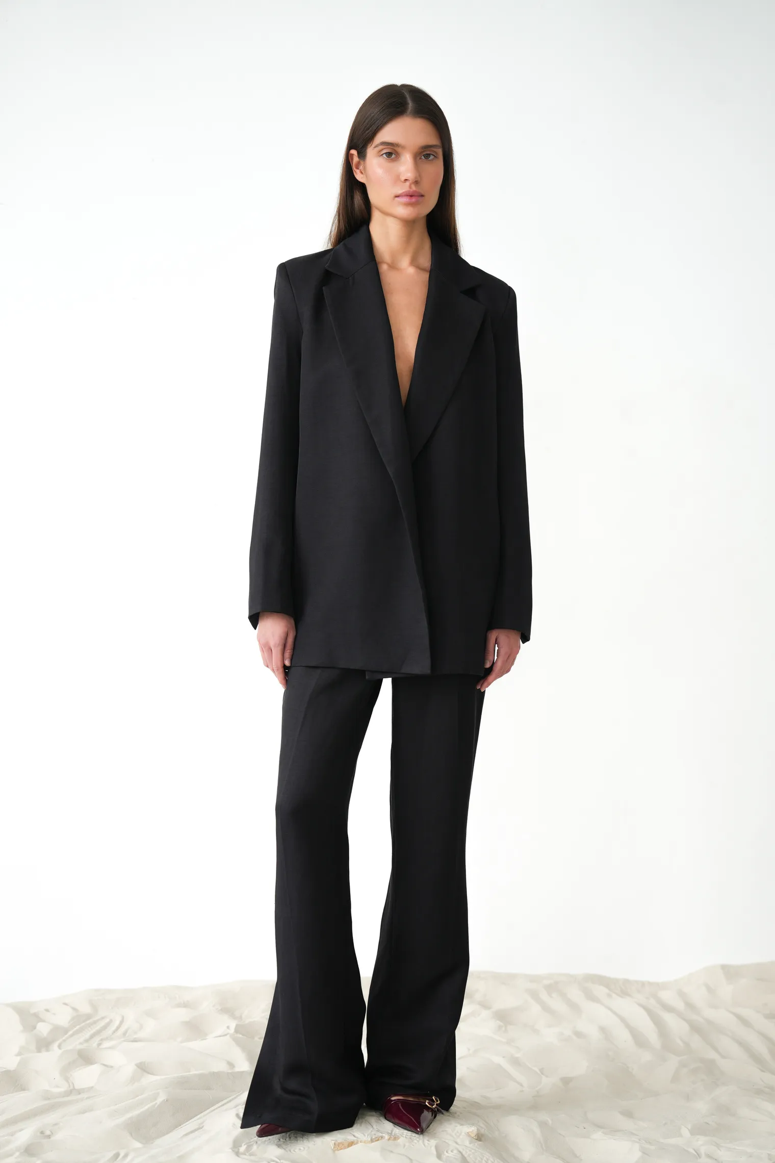 Жакет с поясом изо льна чёрного цвета фото 7