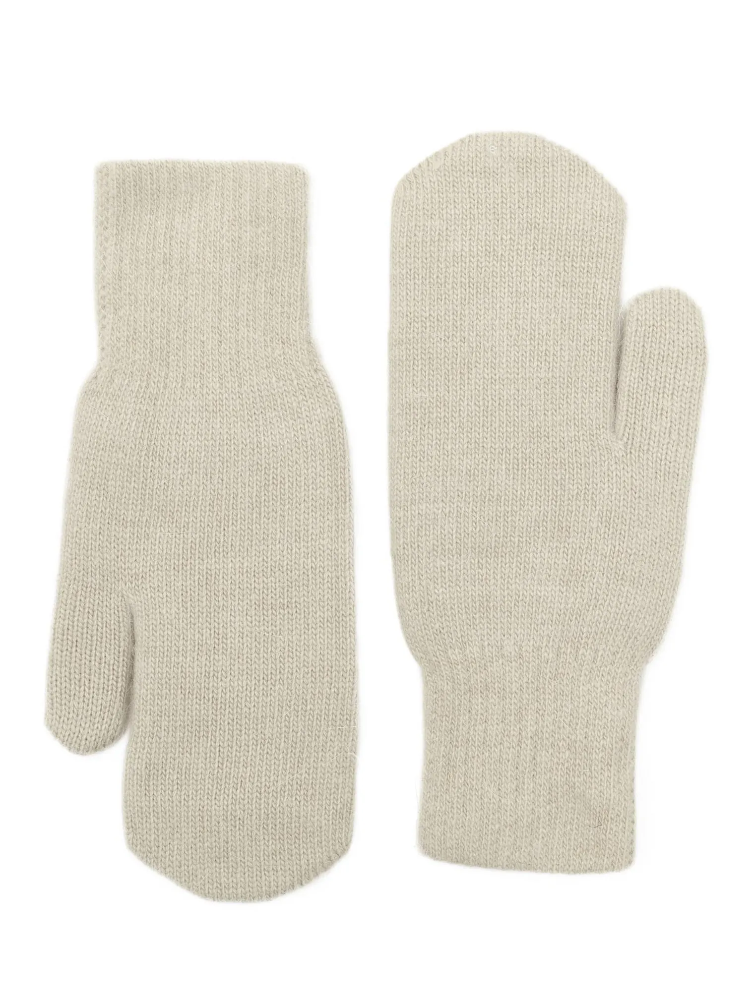 Варежки из ангоры в цвете лён фото 1