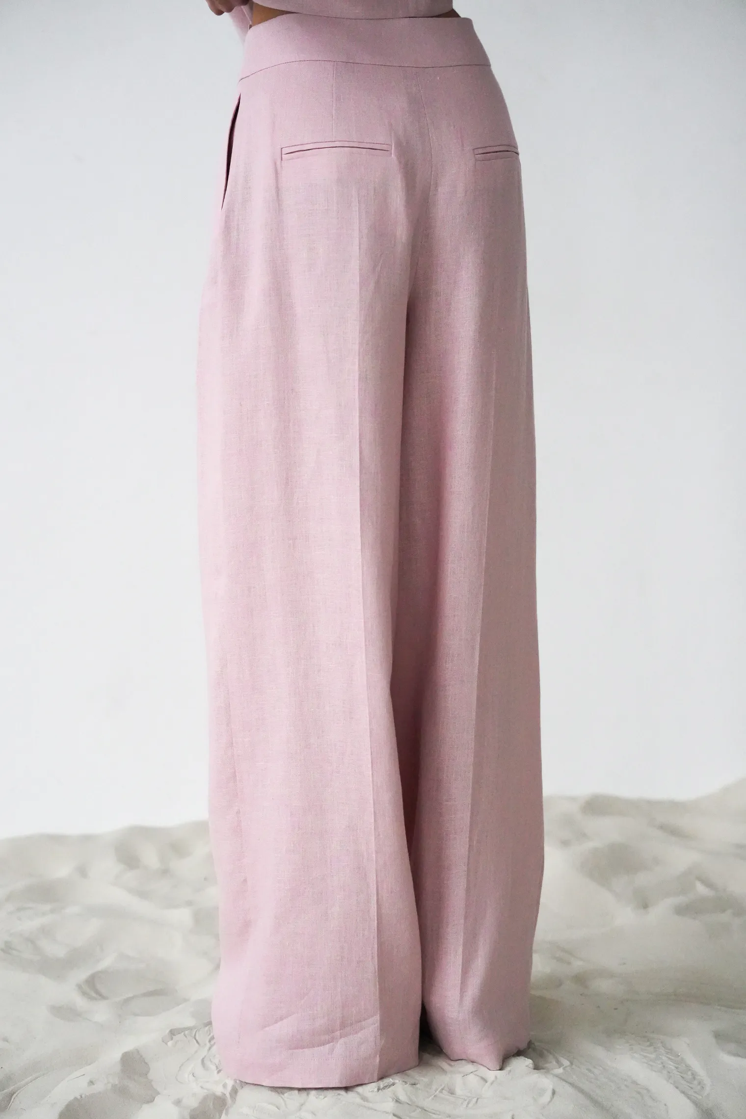Брюки широкого кроя с завышенной талией со складками пыльно-розового цвета фото 4
