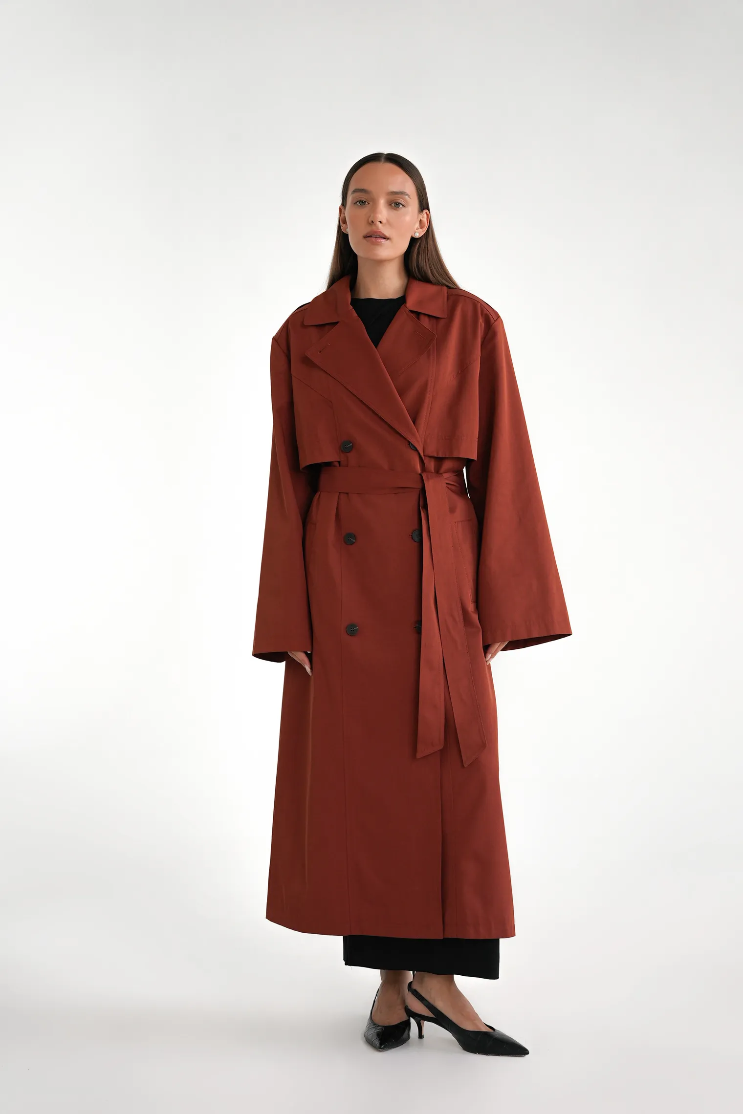 Тренч двубортный с поясом терракотового цвета фото 1