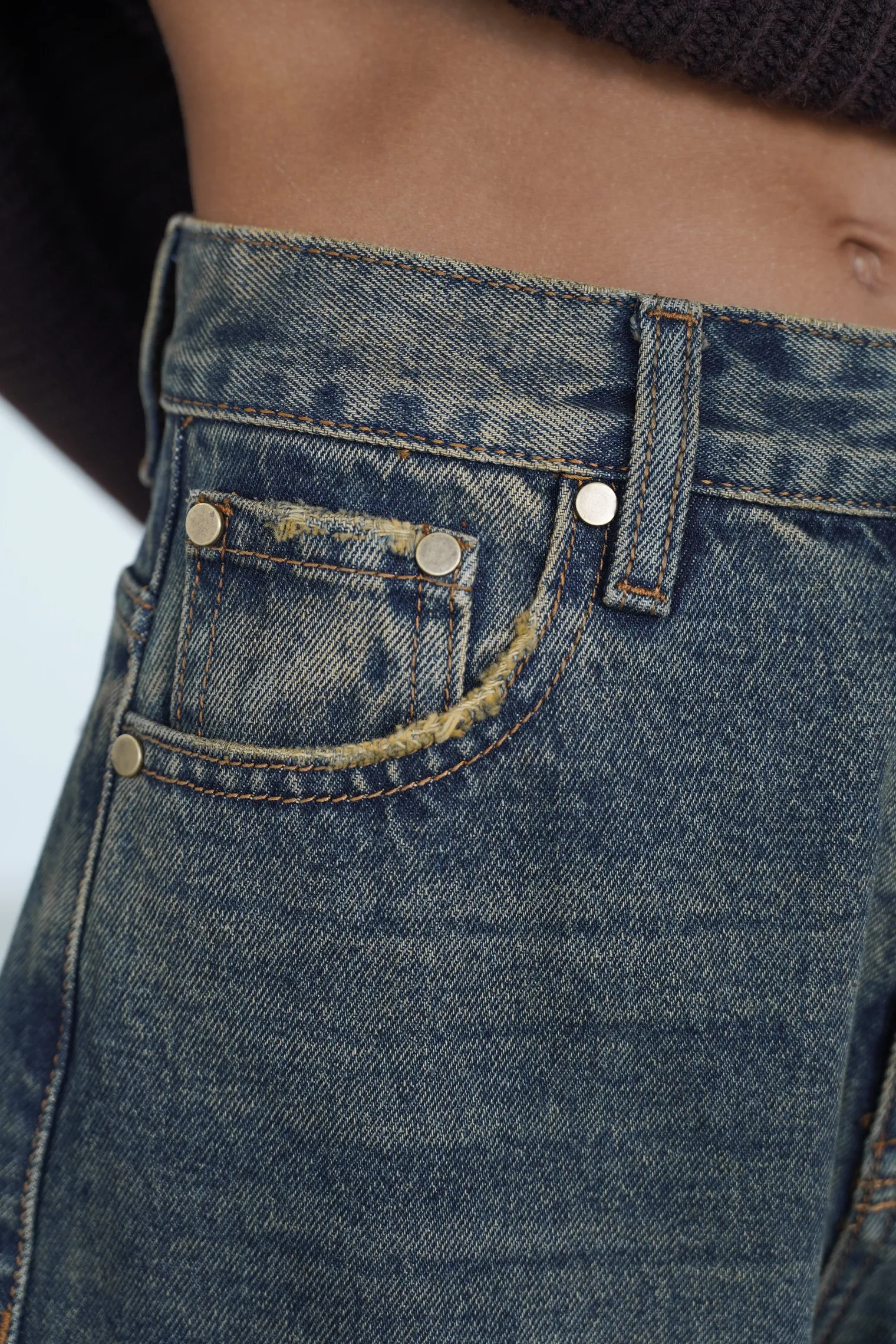 Джинсы свободного кроя в винтажном стиле синего цвета фото 5