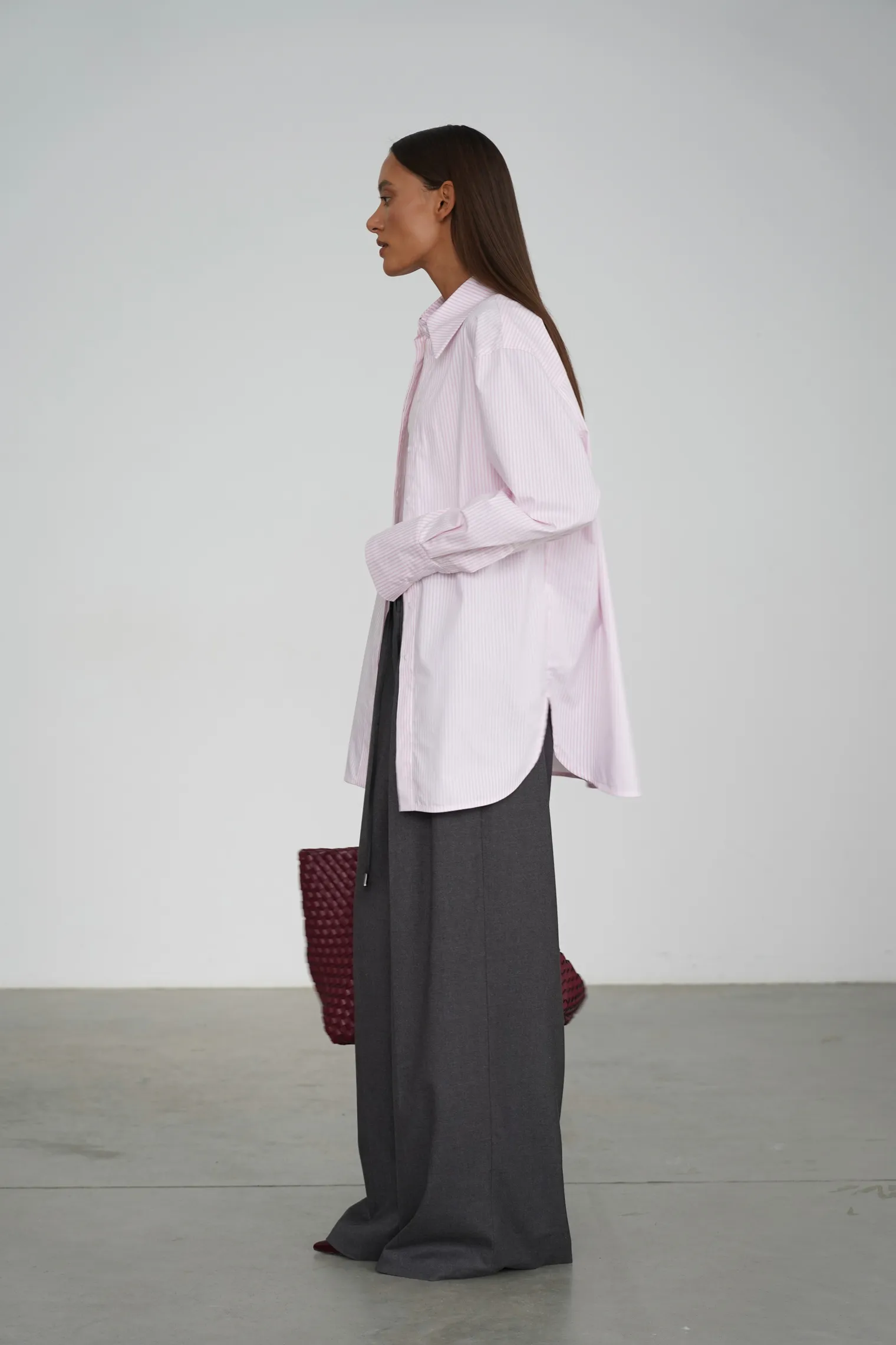 Рубашка свободного кроя из хлопка в полоску в цвете розовый/белый фото 3