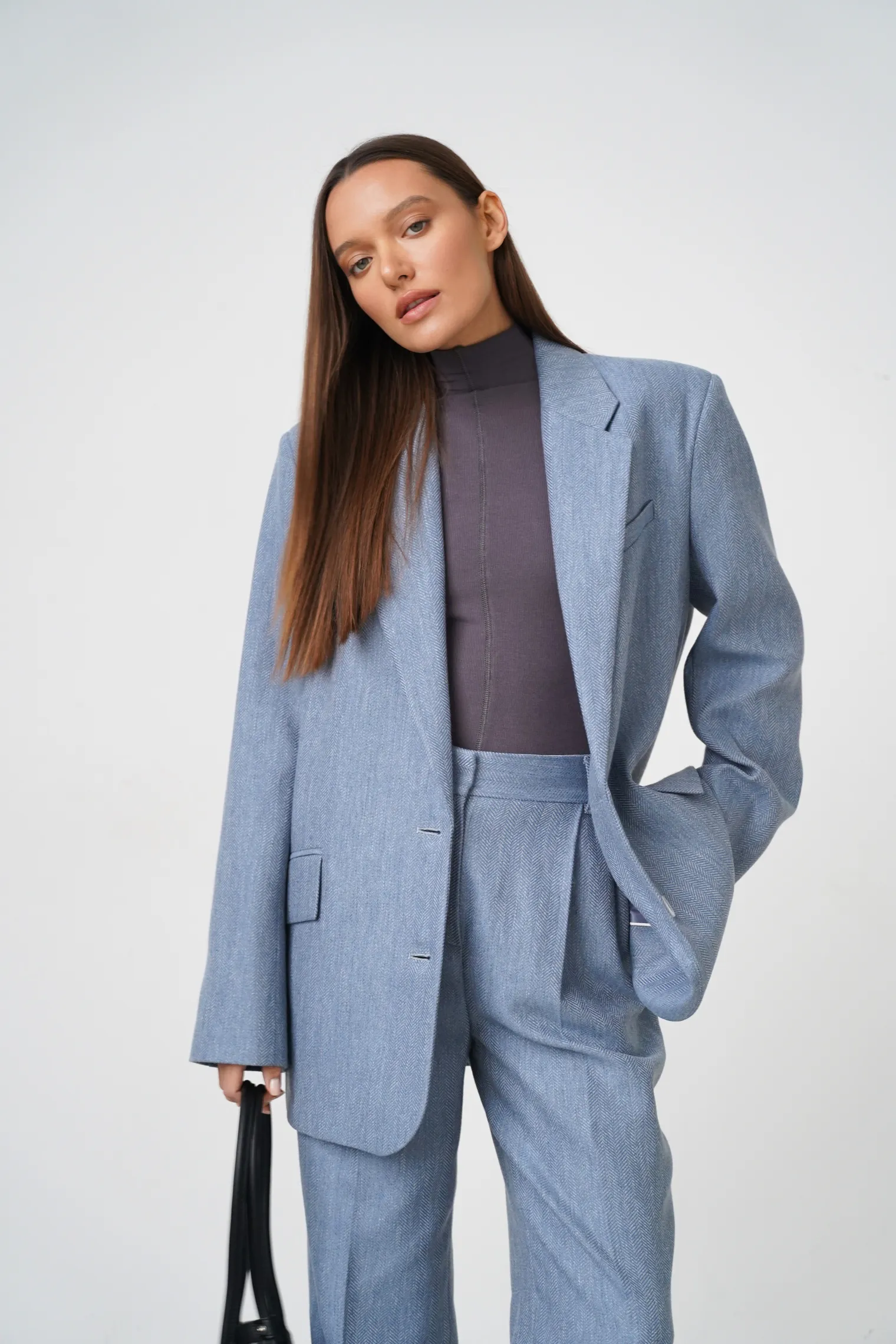 Брюки с завышенной талией прямого кроя цвета голубой/серый в ёлочку фото 6