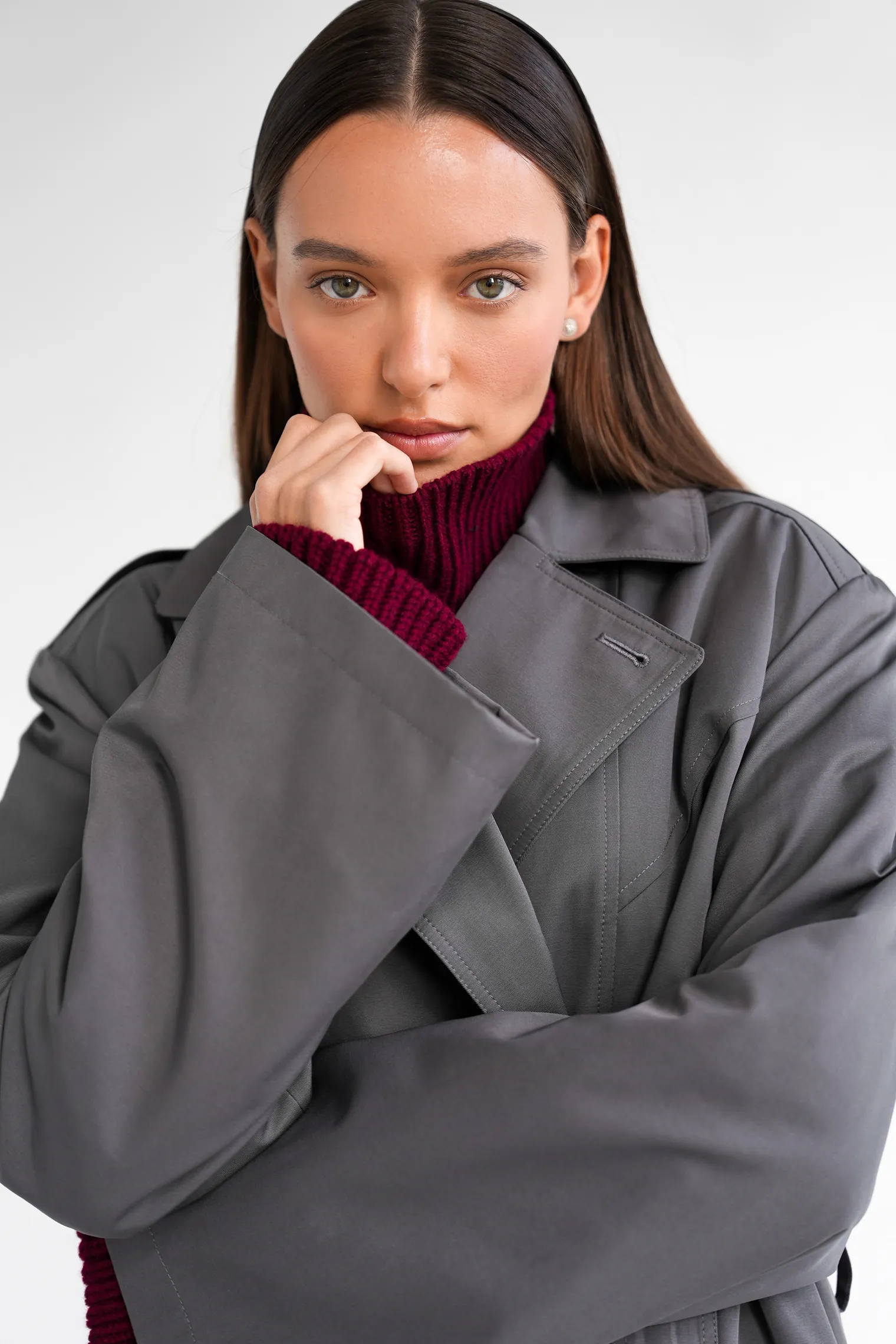 Тренч двубортный с поясом графитового цвета фото 2