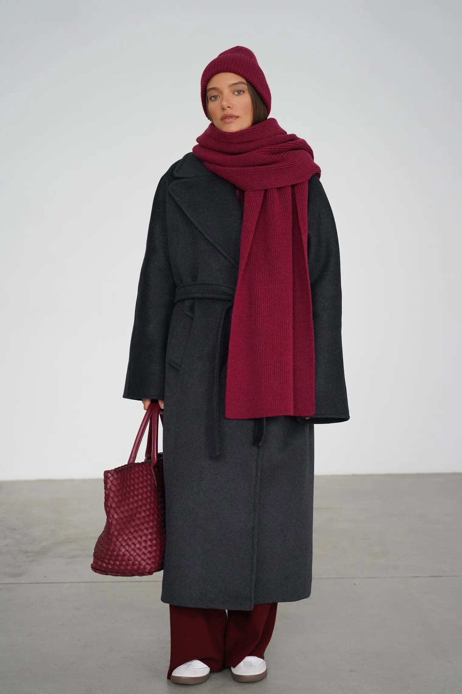 Шарф из шерсти мериноса винного цвета фото 3