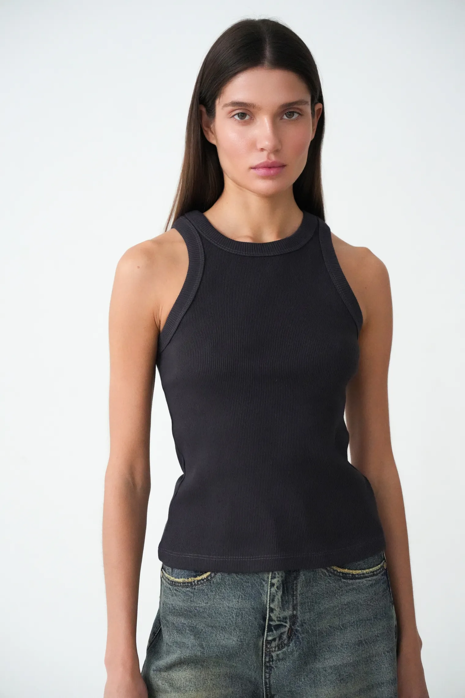 Майка в рубчик графитового цвета фото 1