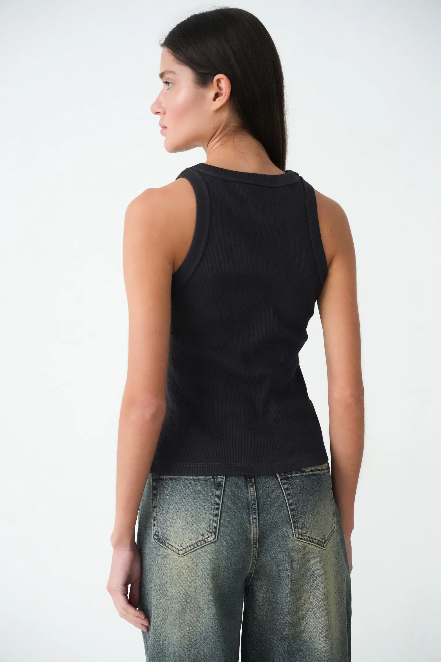 Майка в рубчик графитового цвета фото 4