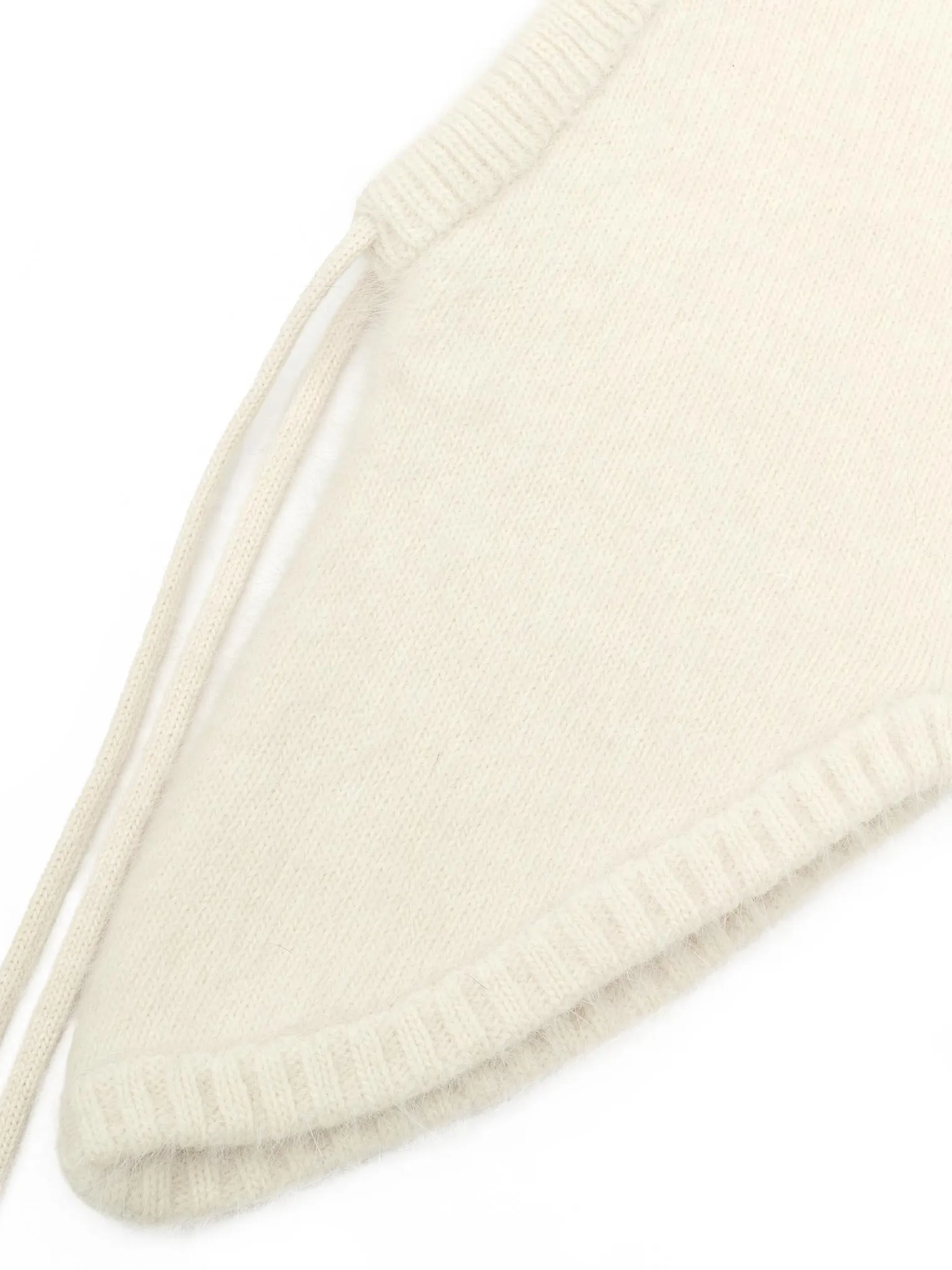 Капор из ангоры молочного цвета фото 2