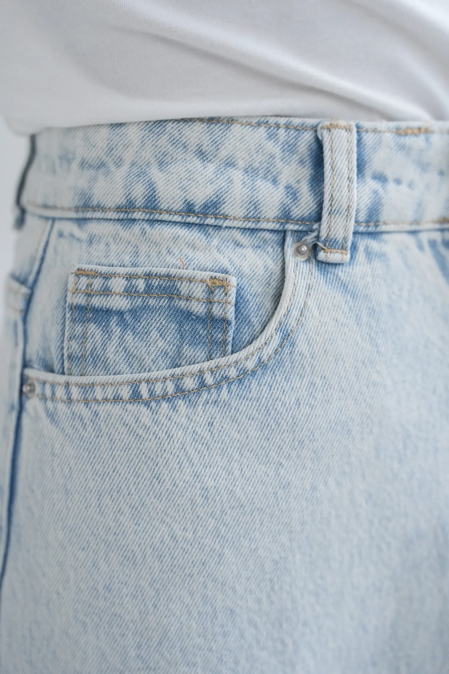 Юбка миди джинсовая в цвете голубая варка фото 3