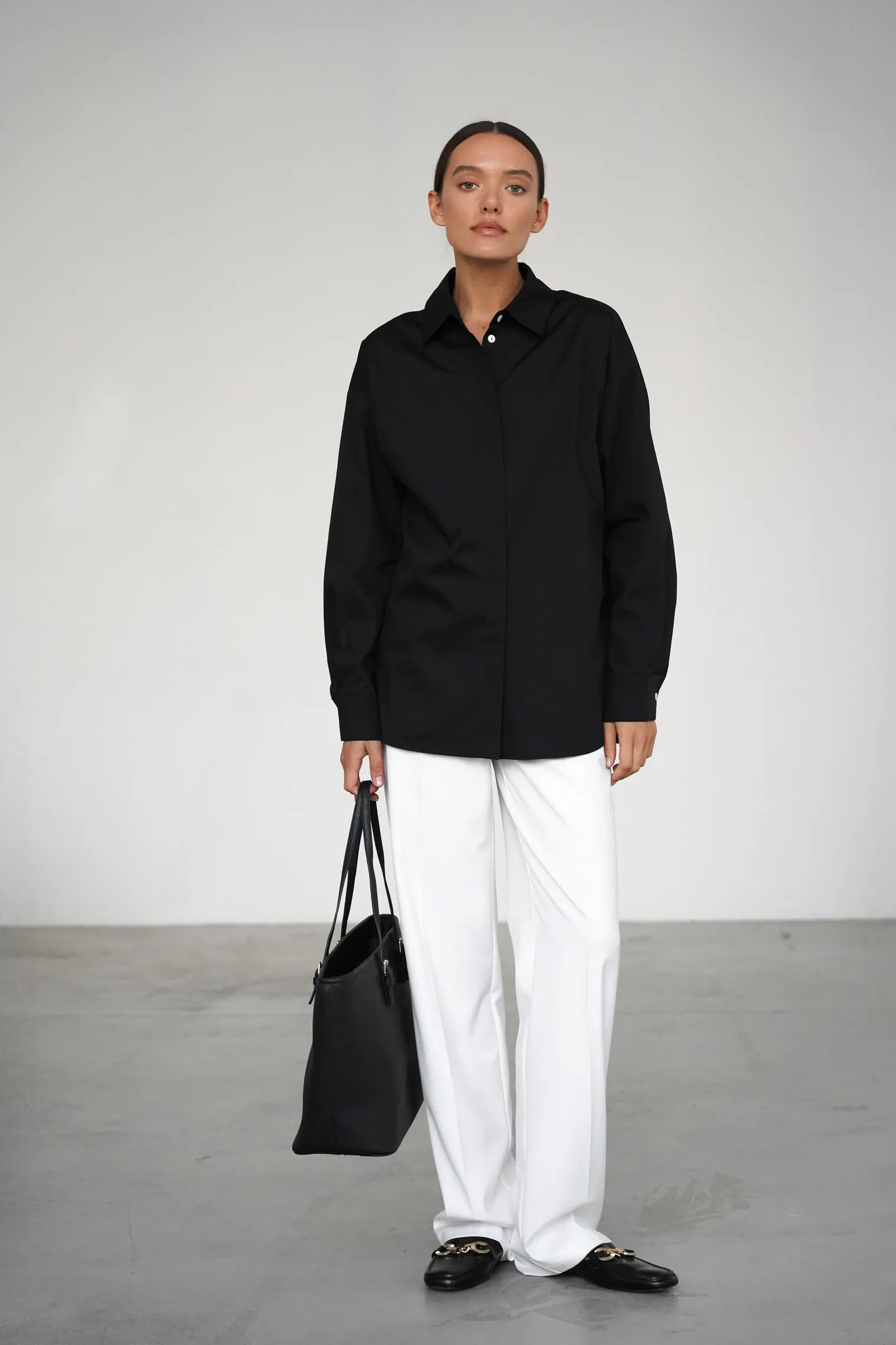 Рубашка свободного кроя чёрного цвета фото 5