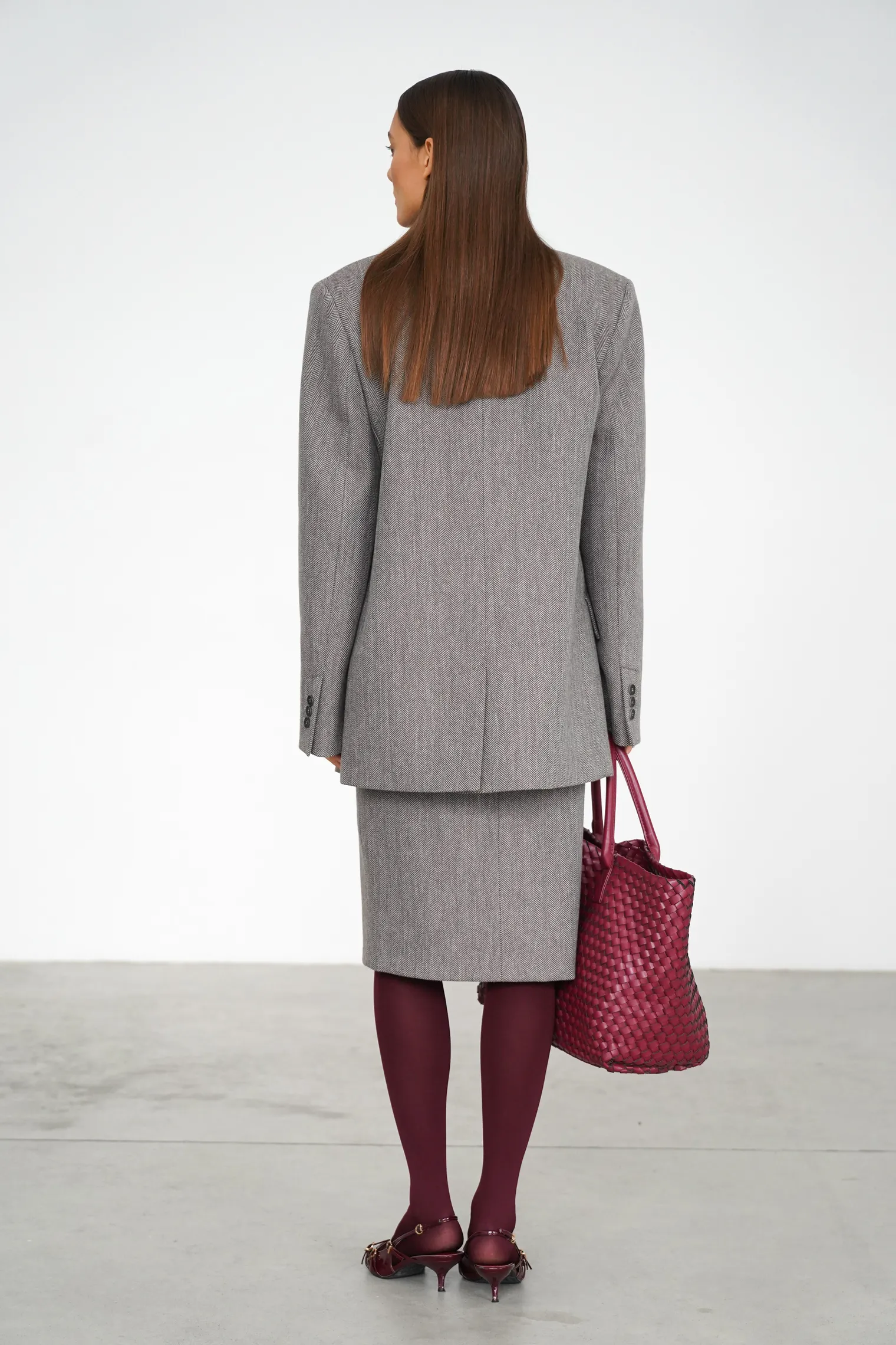 Однобортный жакет свободного кроя с карманами цвета коричневый/серый в ёлочку фото 4