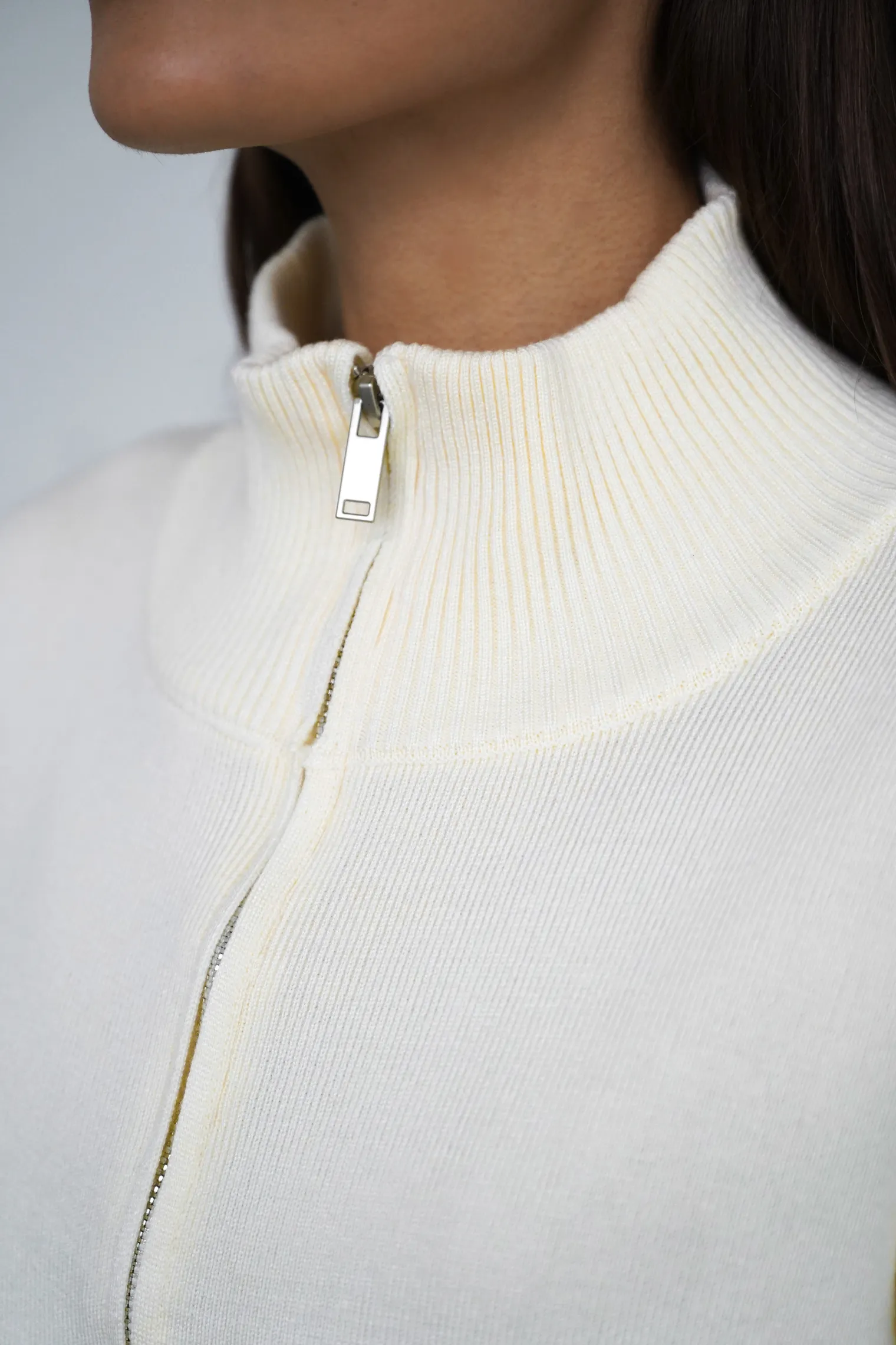 Костюм трикотажный: кардиган, брюки цвета тофу фото 2