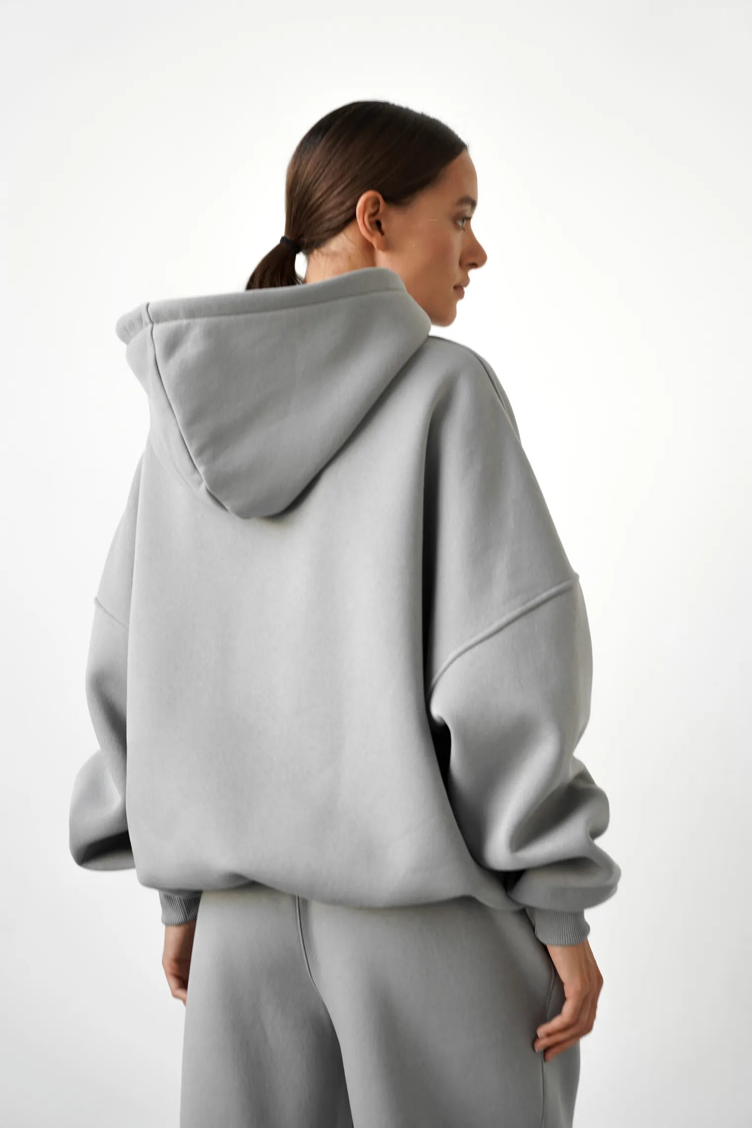 Худи свободного кроя с капюшоном пепельного цвета фото 4