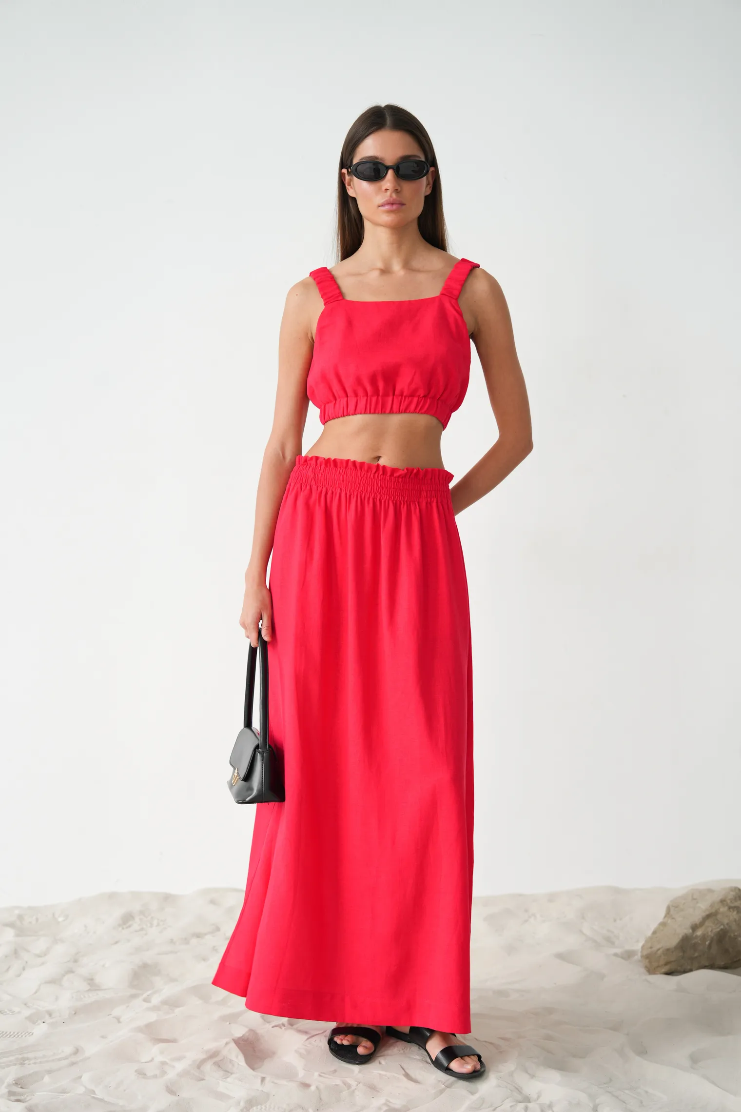 Юбка широкого кроя с разрезами красного цвета фото 1