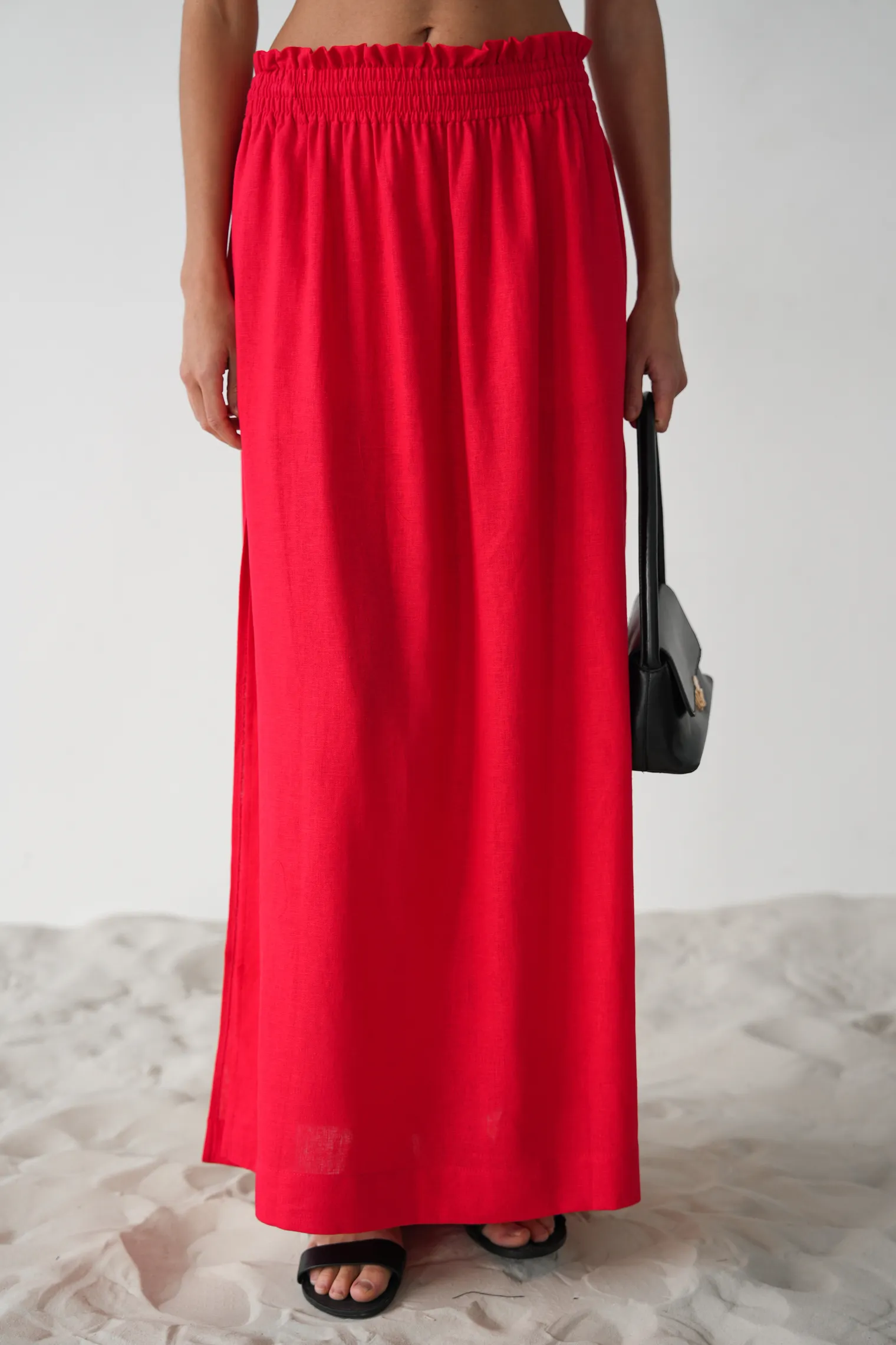 Юбка широкого кроя с разрезами красного цвета фото 4