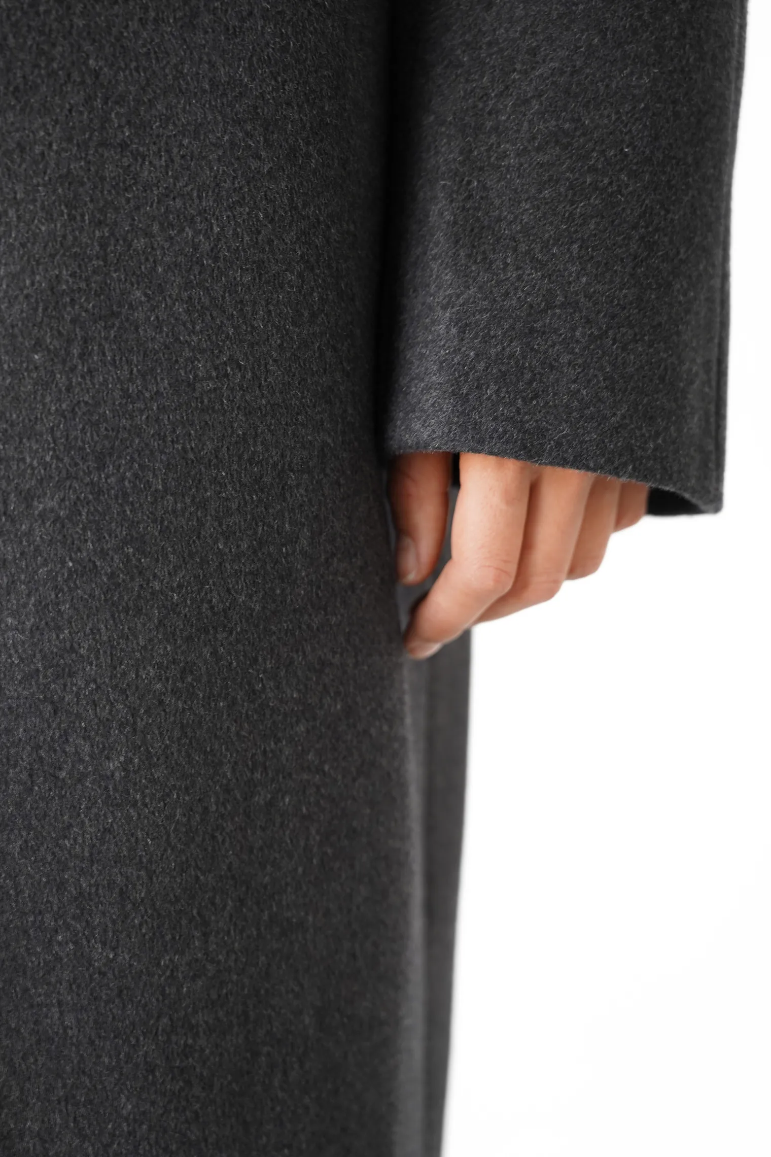 Пальто-халат с поясом графитового цвета фото 7