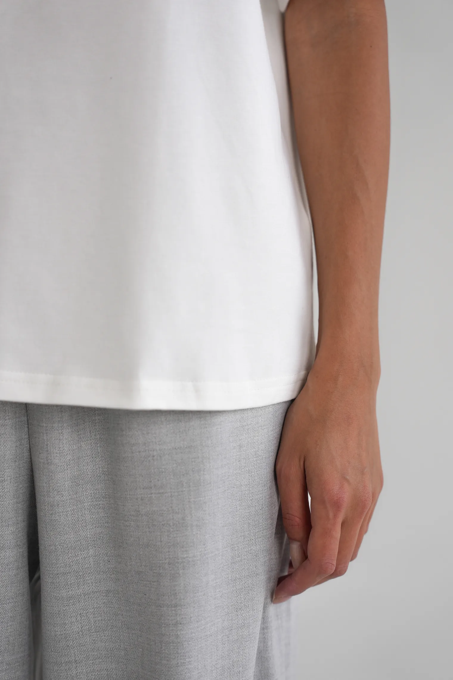 Футболка свободного кроя цвета тофу фото 2