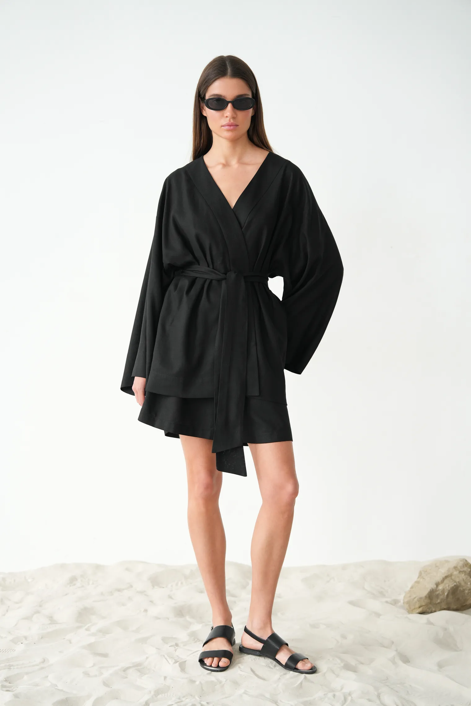 Шорты изо льна чёрного цвета фото 3