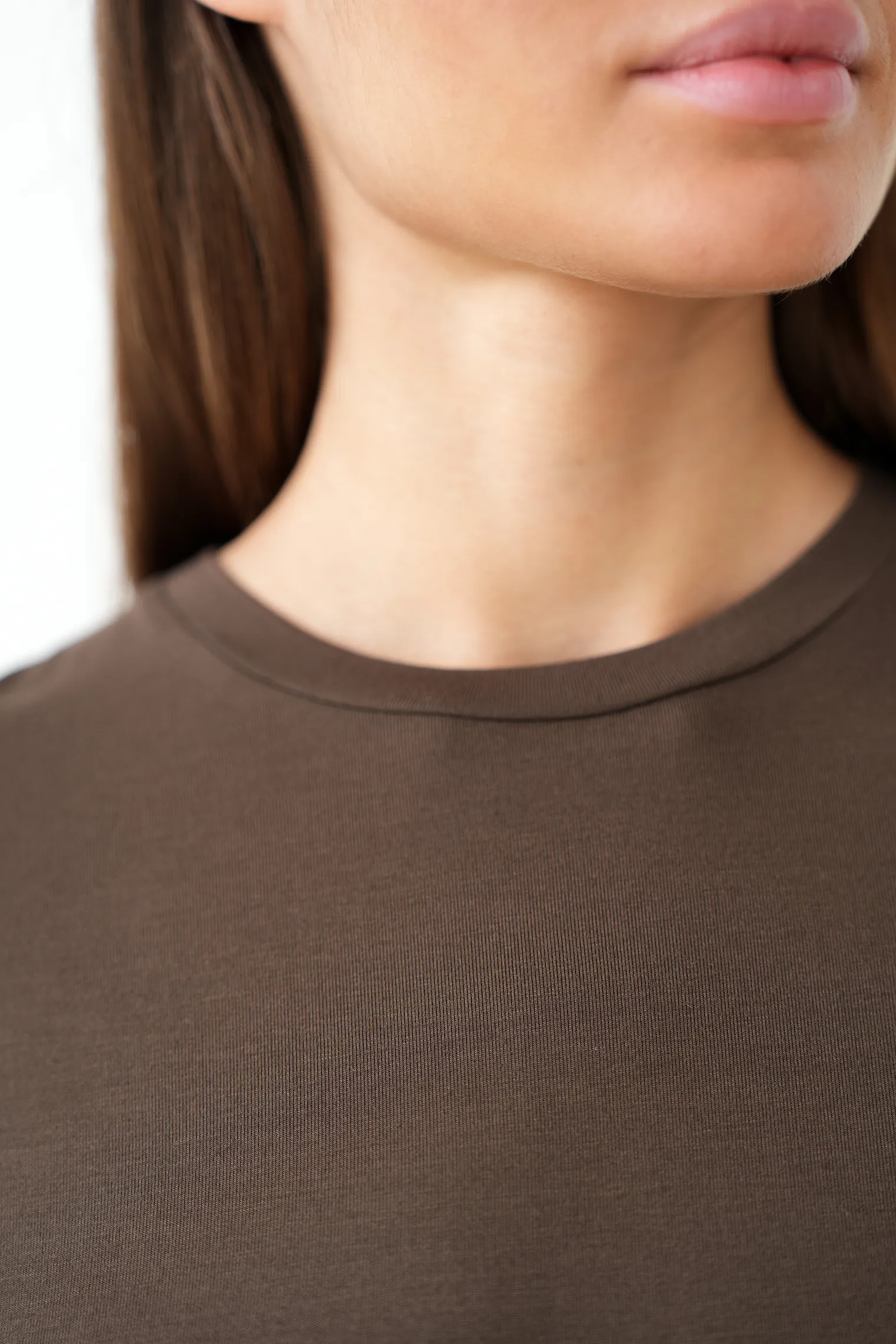 Платье из тонкого трикотажа шоколадного цвета фото 2