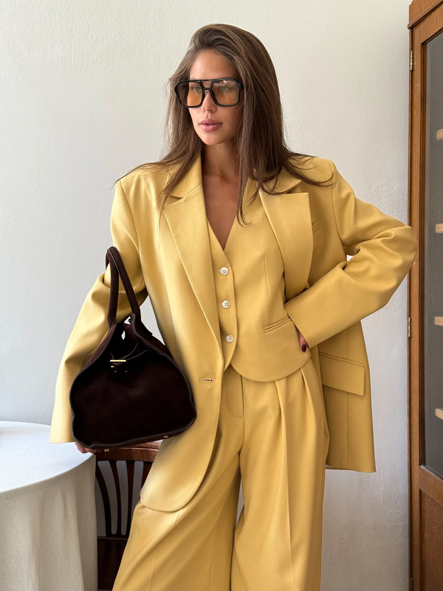 Брюки Zara цвета молочный лимон фото 6