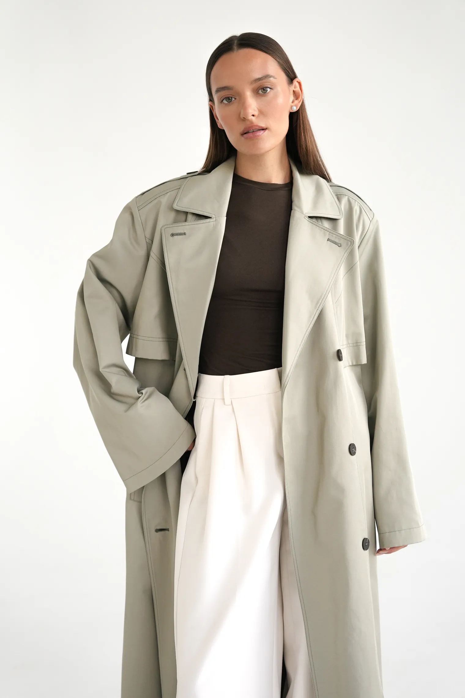 Тренч двубортный с поясом оливкового цвета фото 1