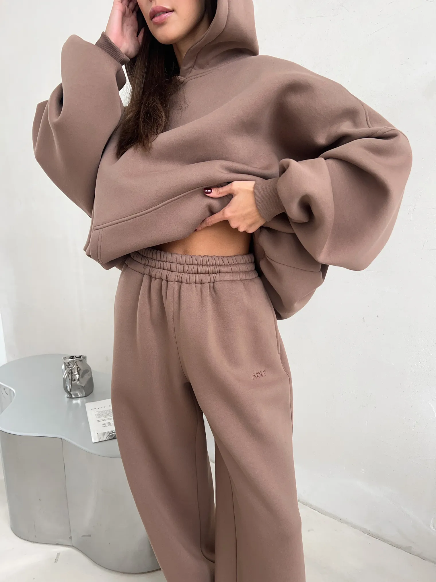 Брюки прямого кроя на кулисе цвета капучино фото 3