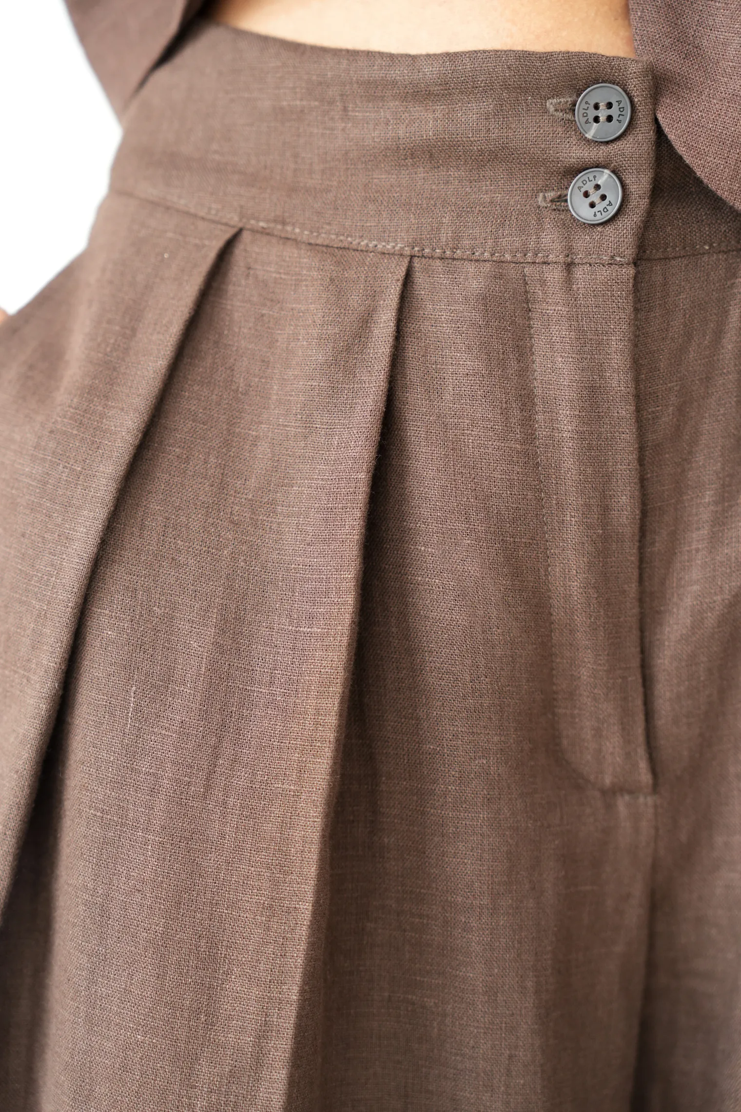 Брюки широкого кроя с завышенной талией со складками шоколадного цвета фото 2