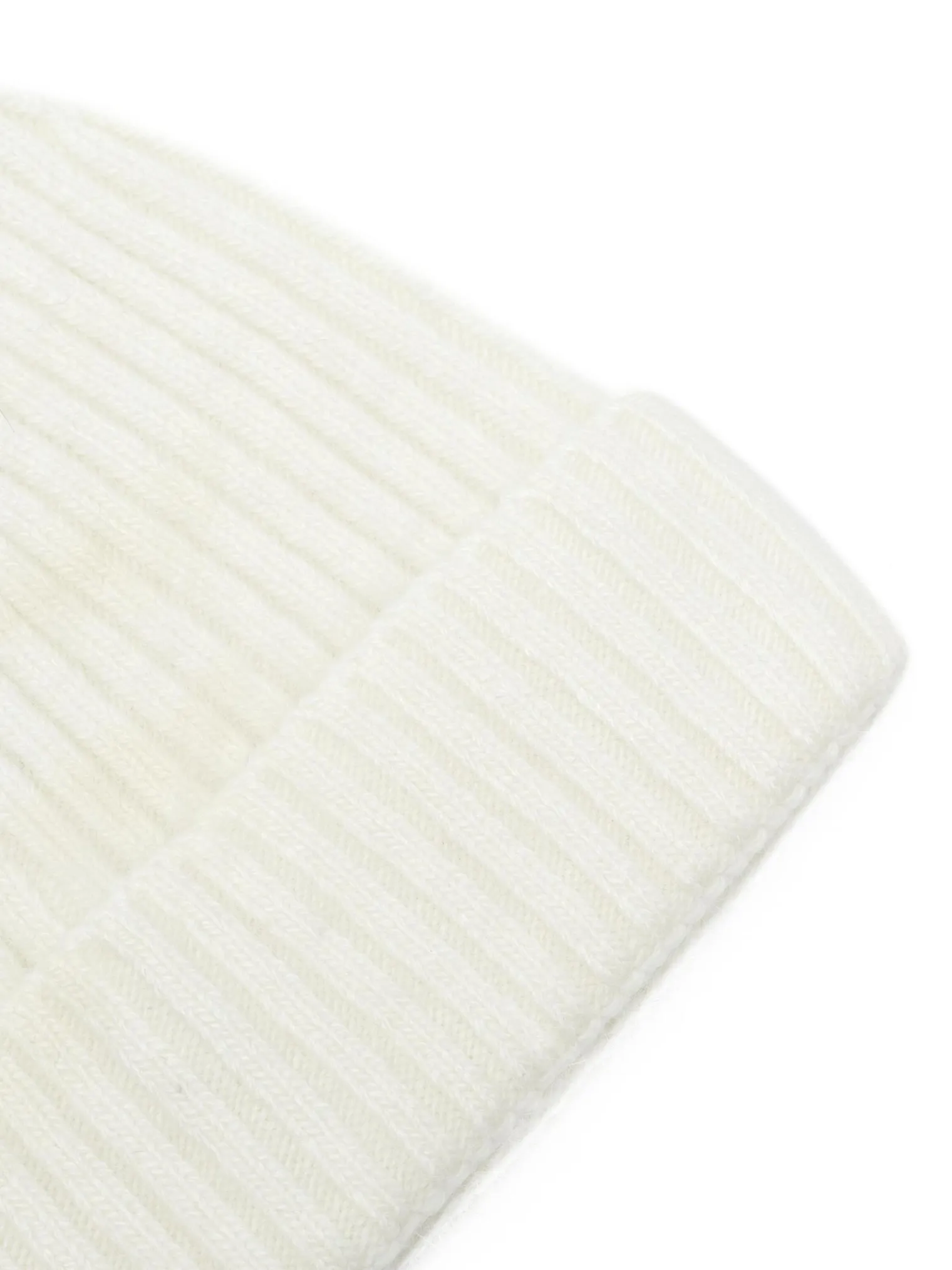 Шапка из ангоры однослойная белого цвета фото 2