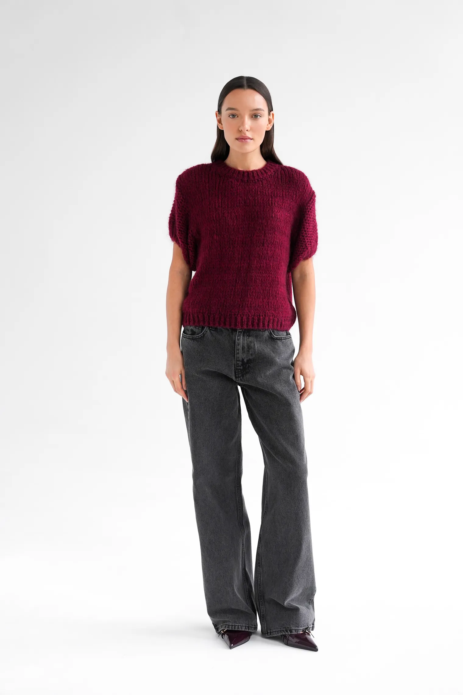 Джинсы широкого кроя с завышенной талией графитового цвета фото 6