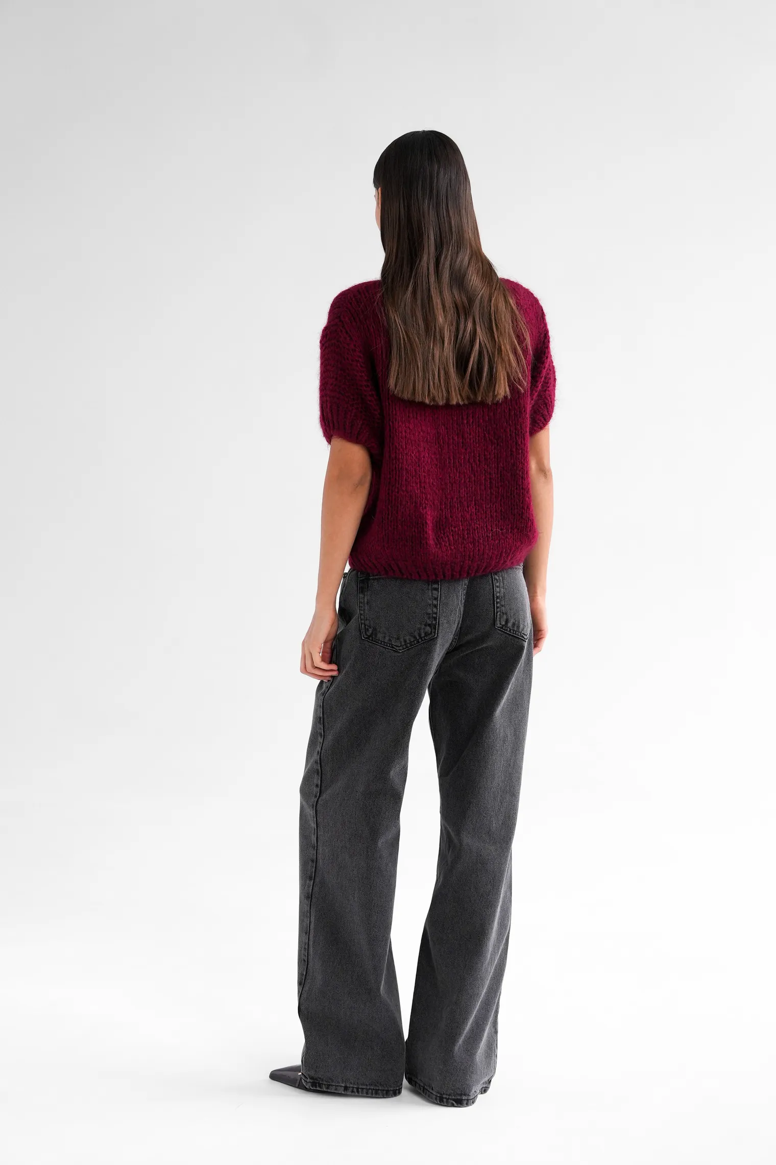 Джинсы широкого кроя с завышенной талией графитового цвета фото 7