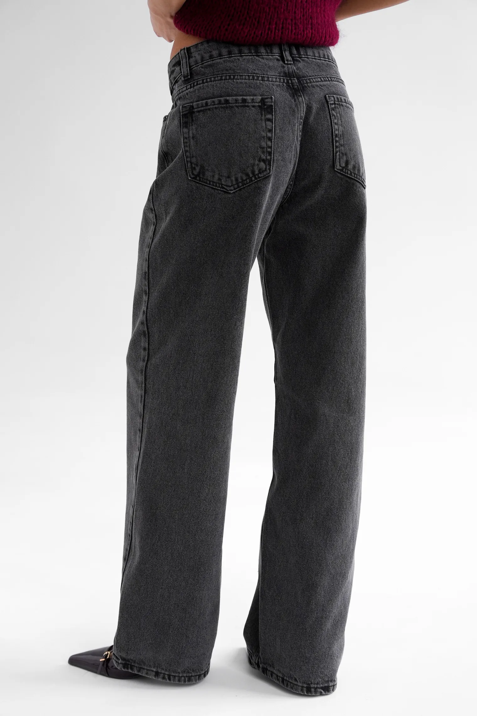 Джинсы широкого кроя с завышенной талией графитового цвета фото 4