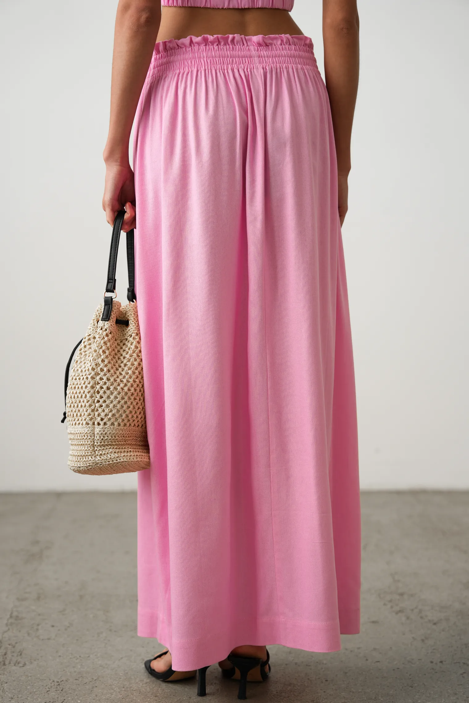 Юбка широкого кроя с разрезами цвета пион фото 7