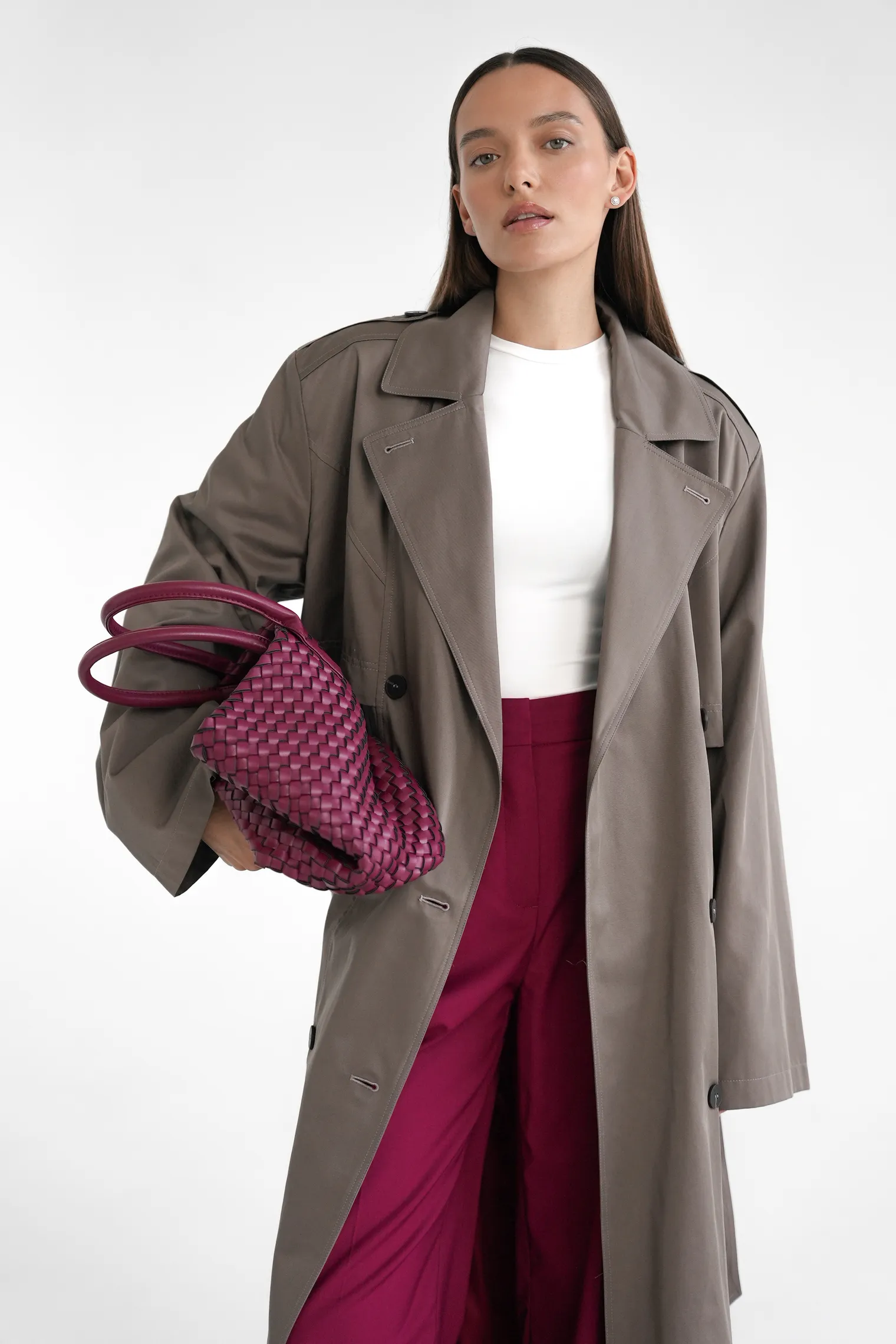 Тренч двубортный с поясом кофейного цвета фото 5