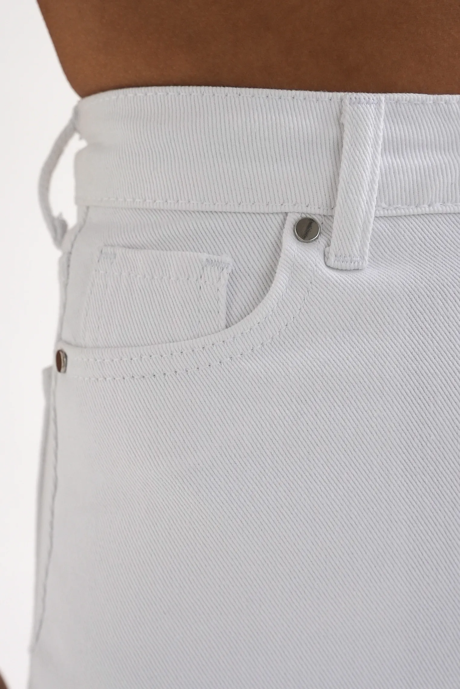 Юбка миди джинсовая белого цвета фото 6