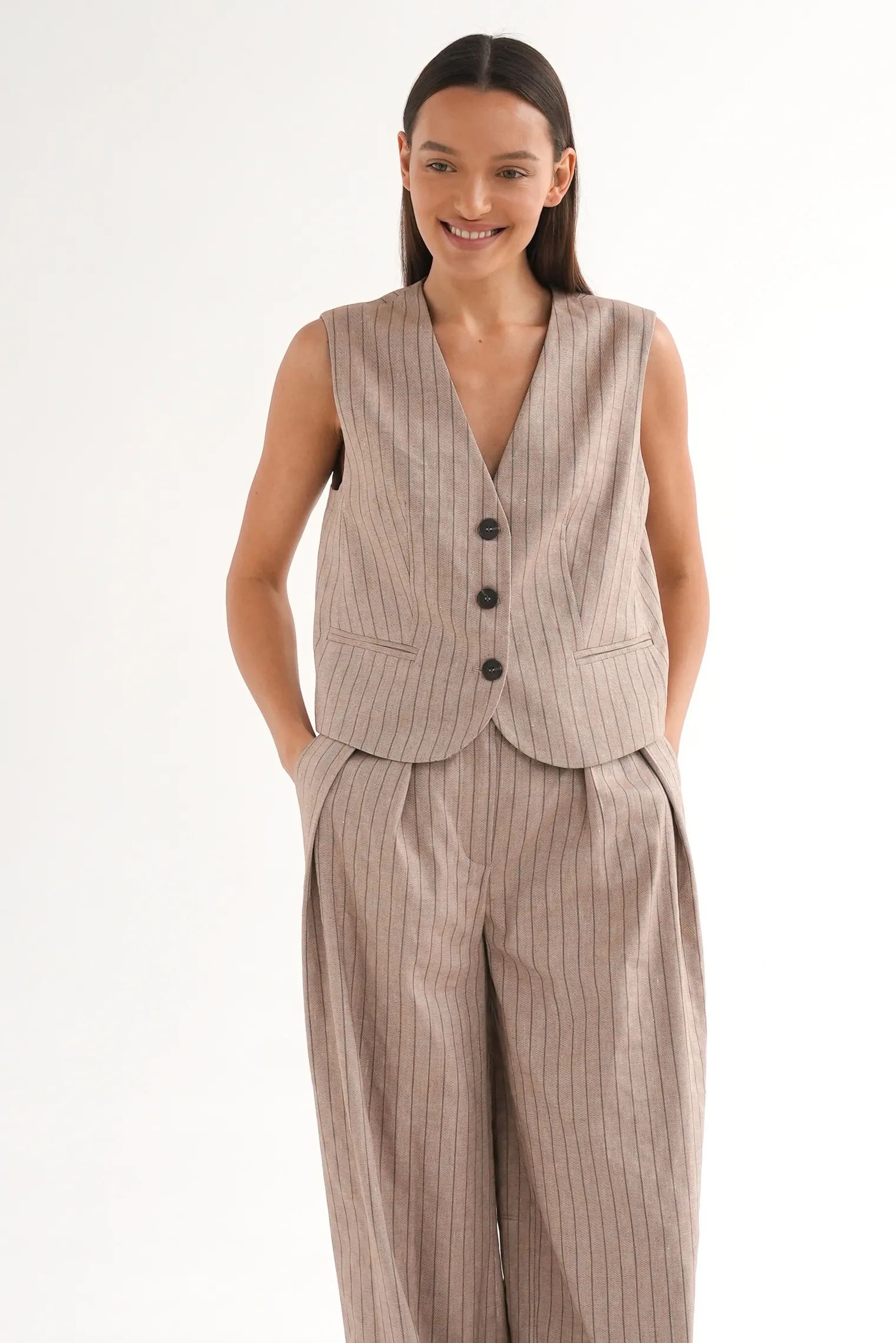 Жилет изо льна в полоску цвета капучино фото 5