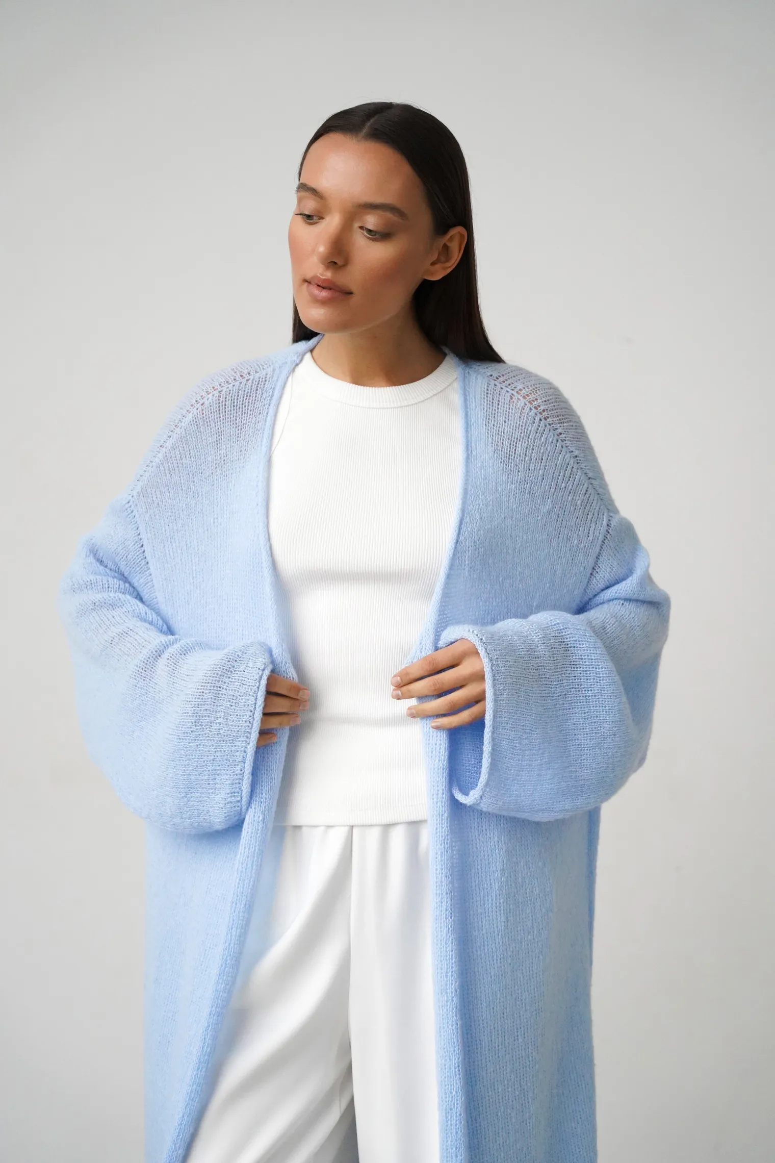 Кардиган миди ажурной вязки небесного цвета фото 7