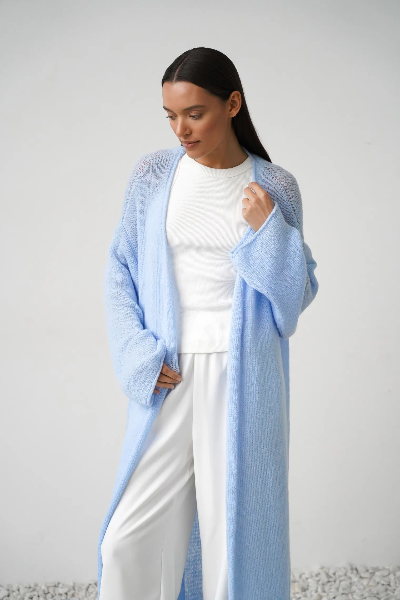 Кардиган миди ажурной вязки небесного цвета фото 6