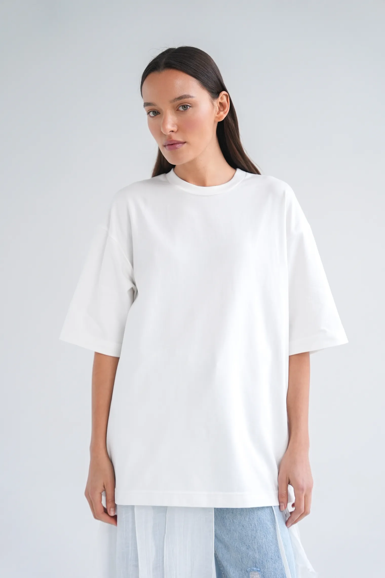 Футболка свободного кроя цвета тофу фото 5