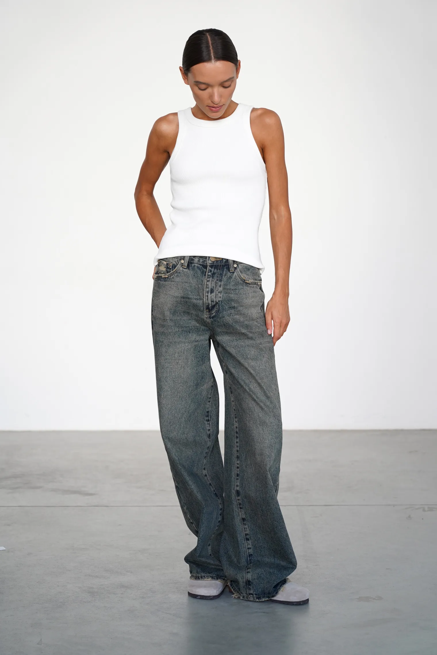 Джинсы свободного кроя в винтажном стиле синего цвета фото 3