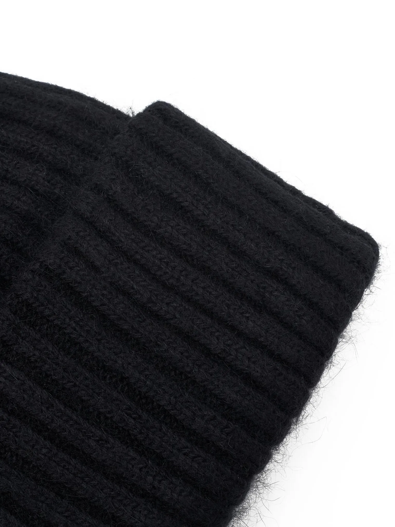 Шапка из ангоры двуслойная чёрного цвета фото 2