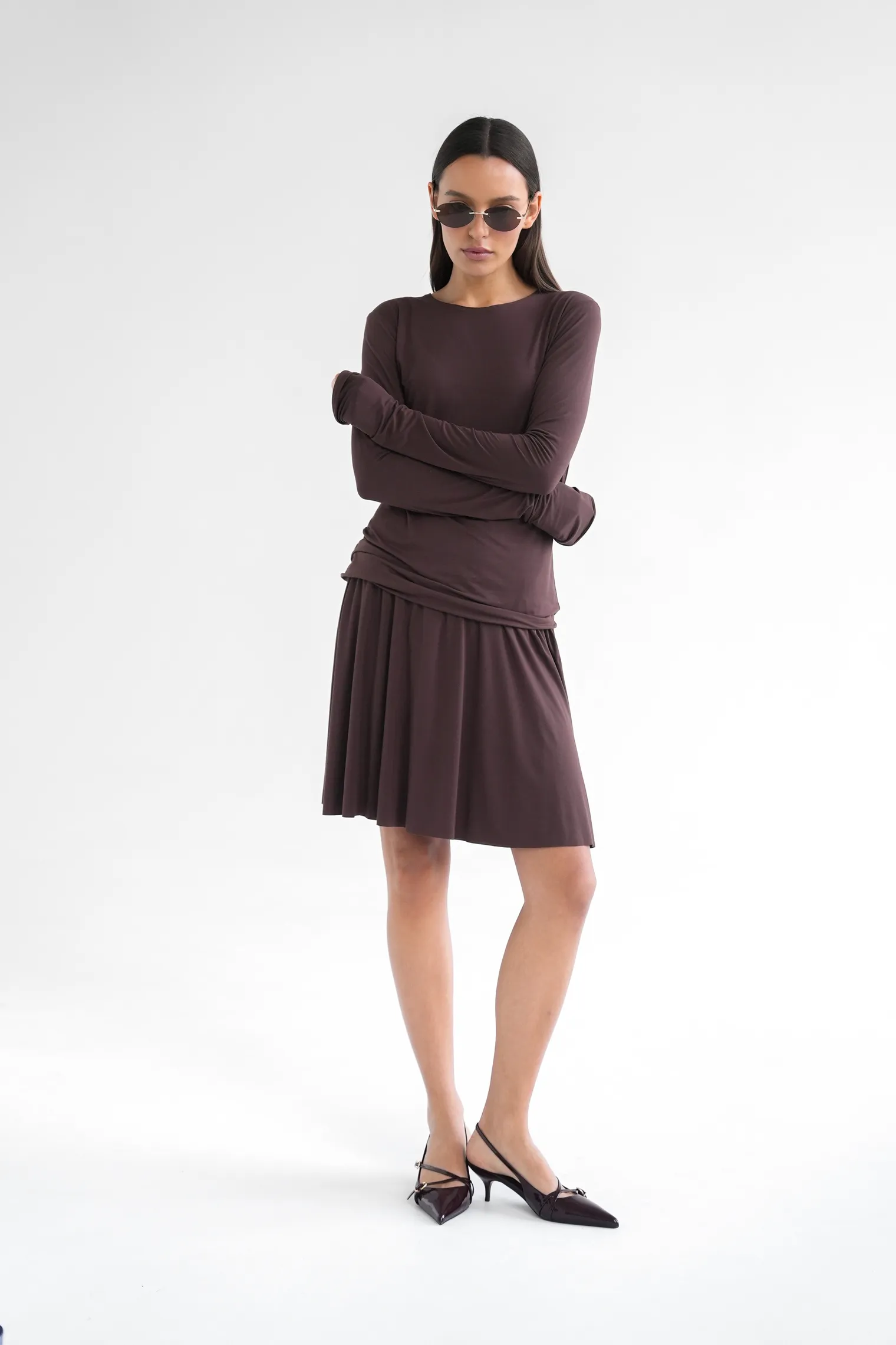 Лонгслив с удлинённым рукавом цвета горький шоколад фото 2