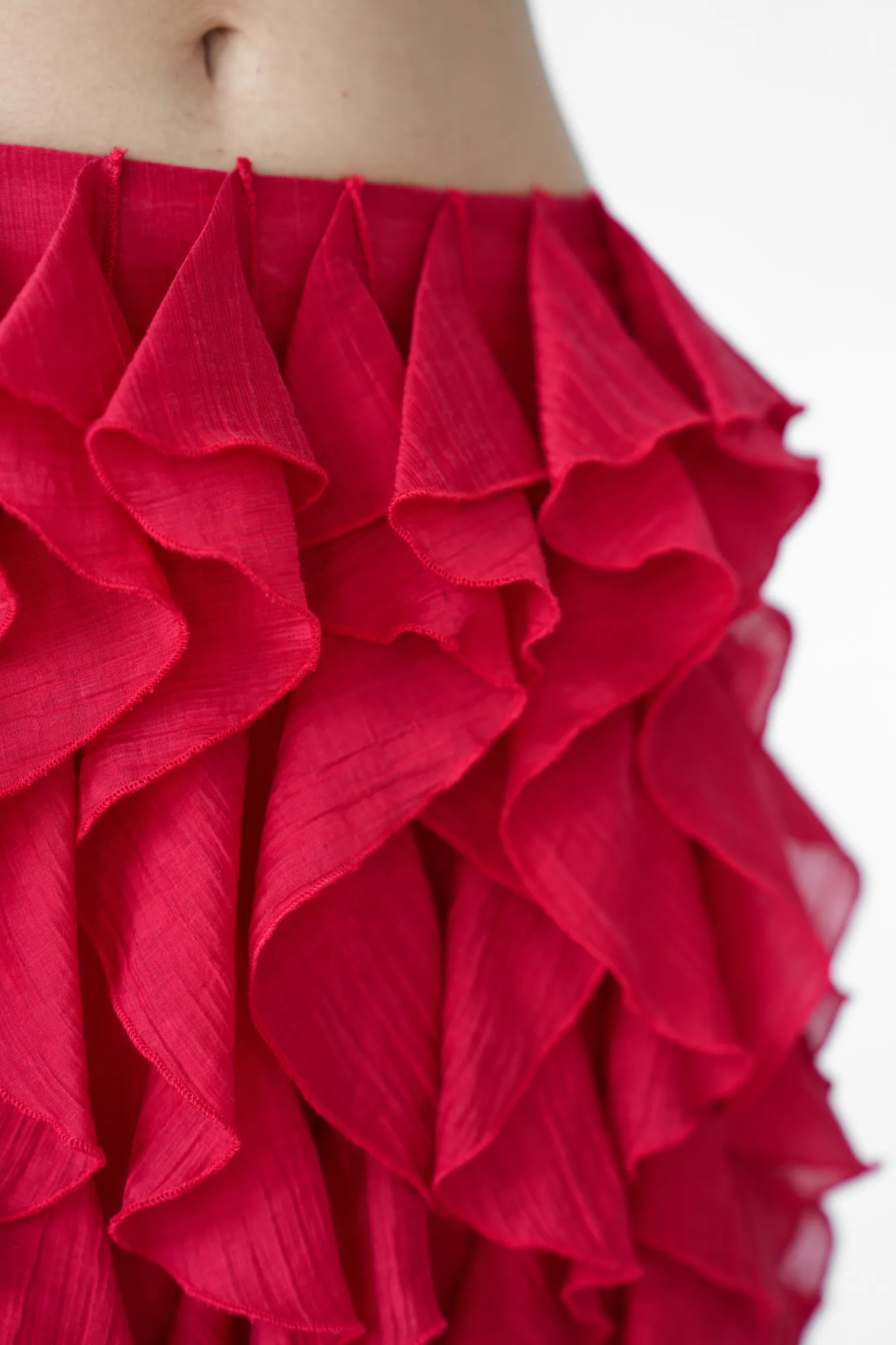 Юбка из жатой ткани красного цвета фото 2