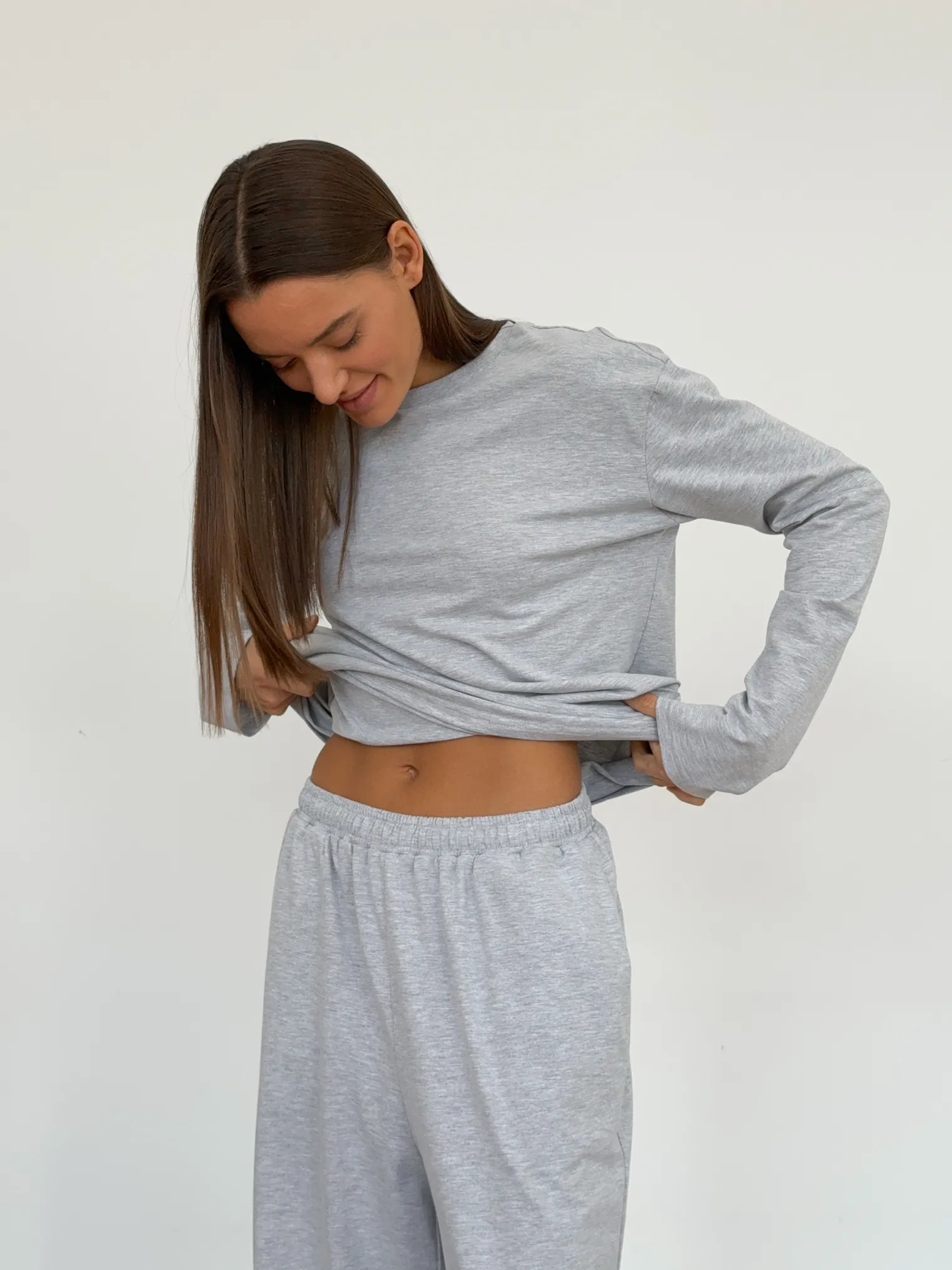Лонгслив свободного кроя цвета серый меланж фото 7