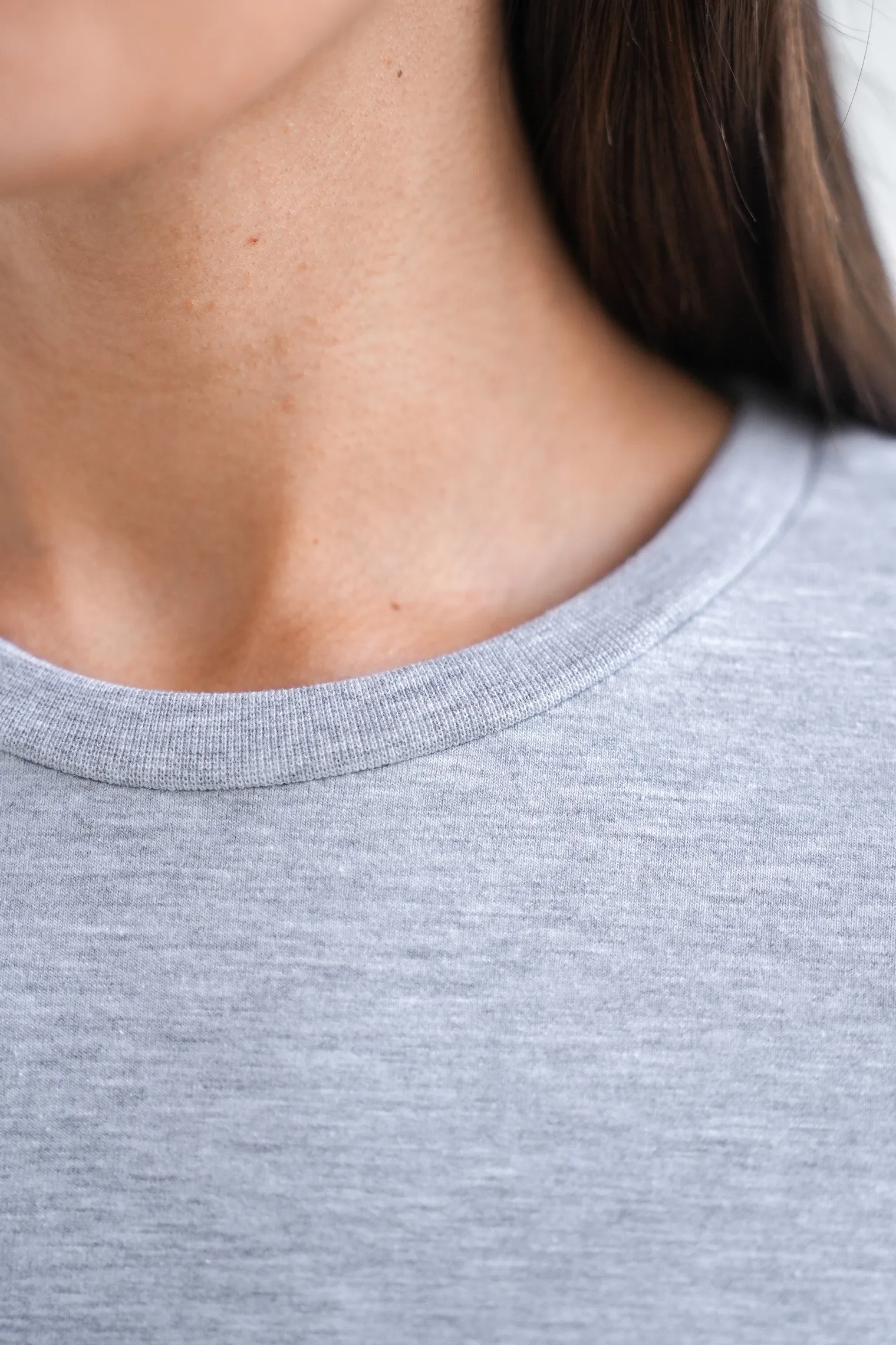 Лонгслив свободного кроя цвета серый меланж фото 2