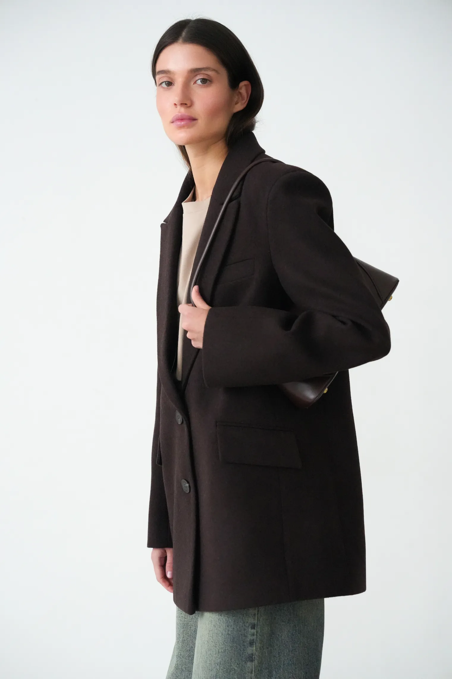 Пальто-жакет однобортное в цвете горький шоколад фото 2