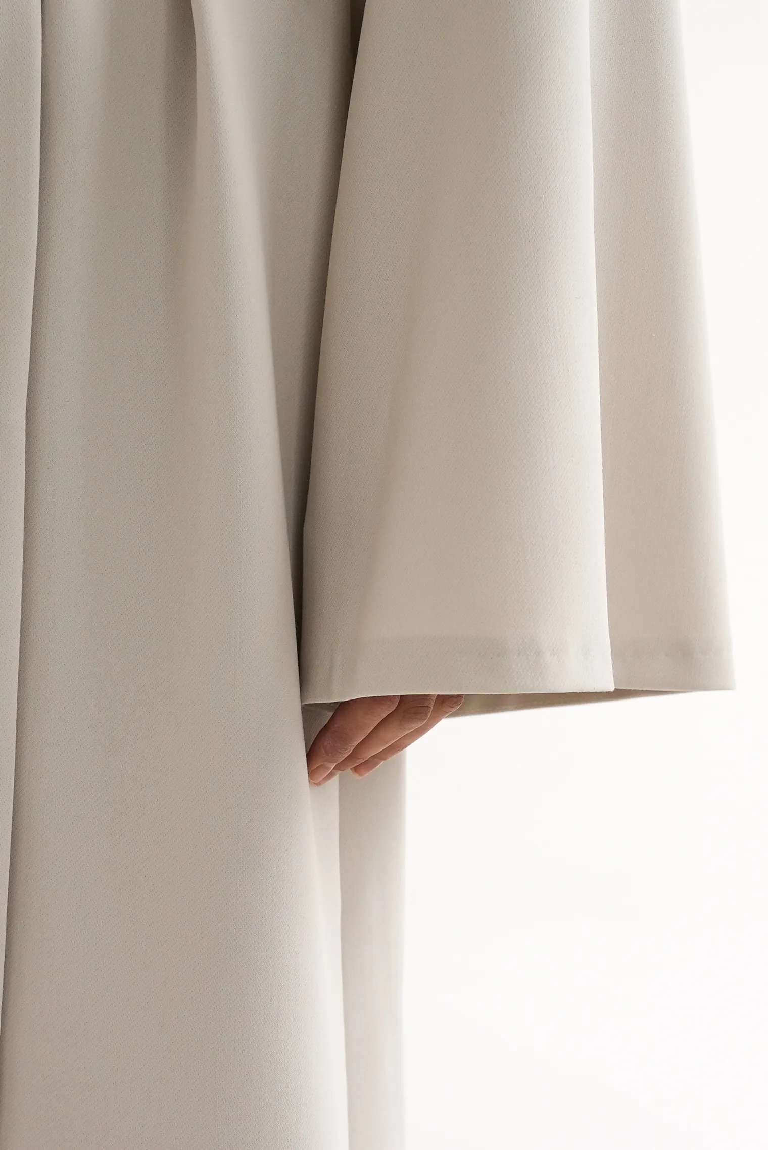 Платье миди с поясом цвета айвори фото 8