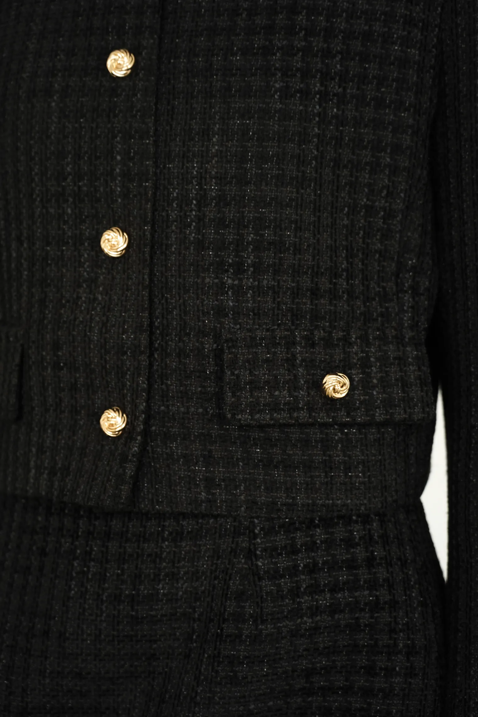 Жакет укороченный из твидовой ткани чёрного цвета фото 2