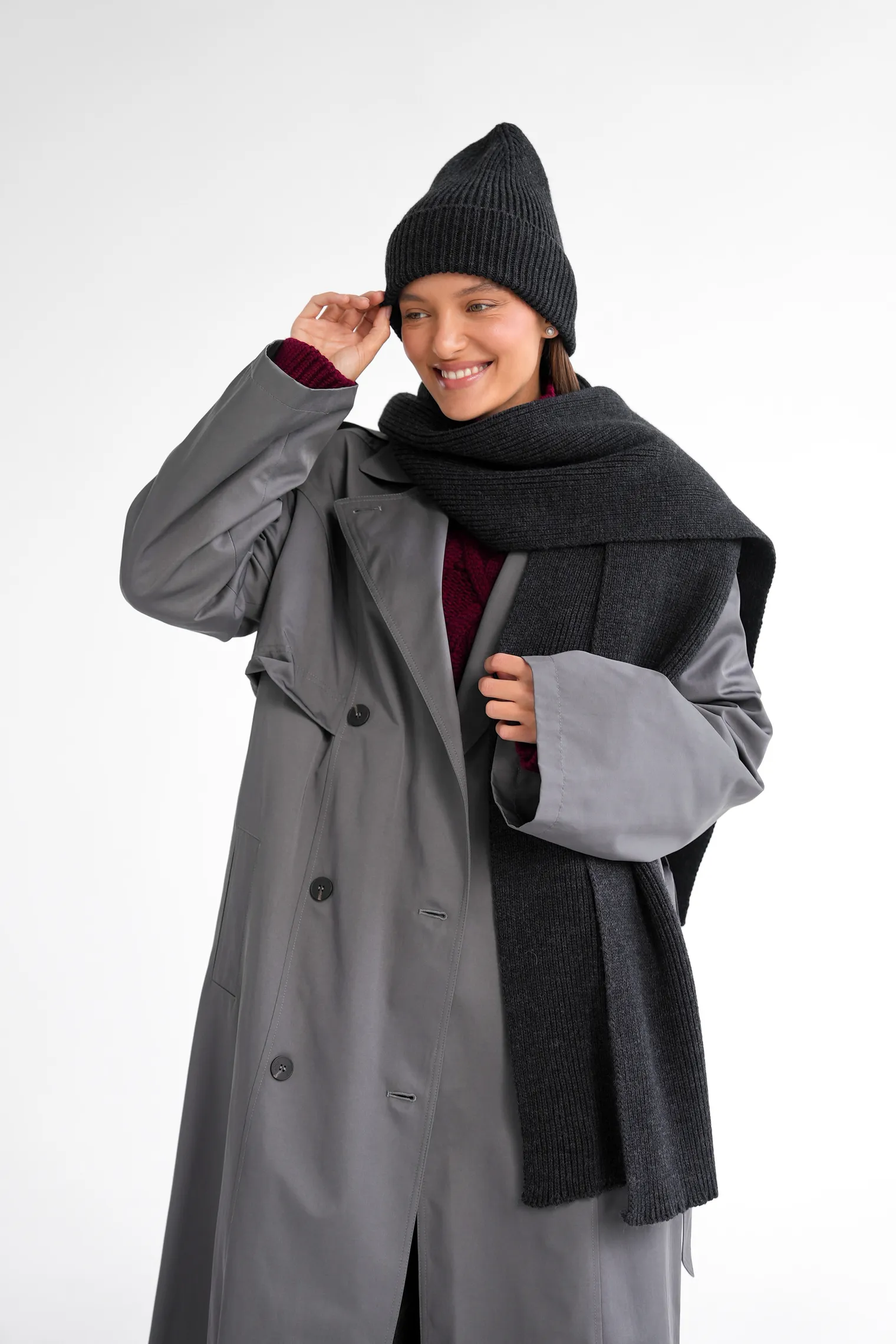 Шарф из шерсти мериноса графитового цвета фото 3