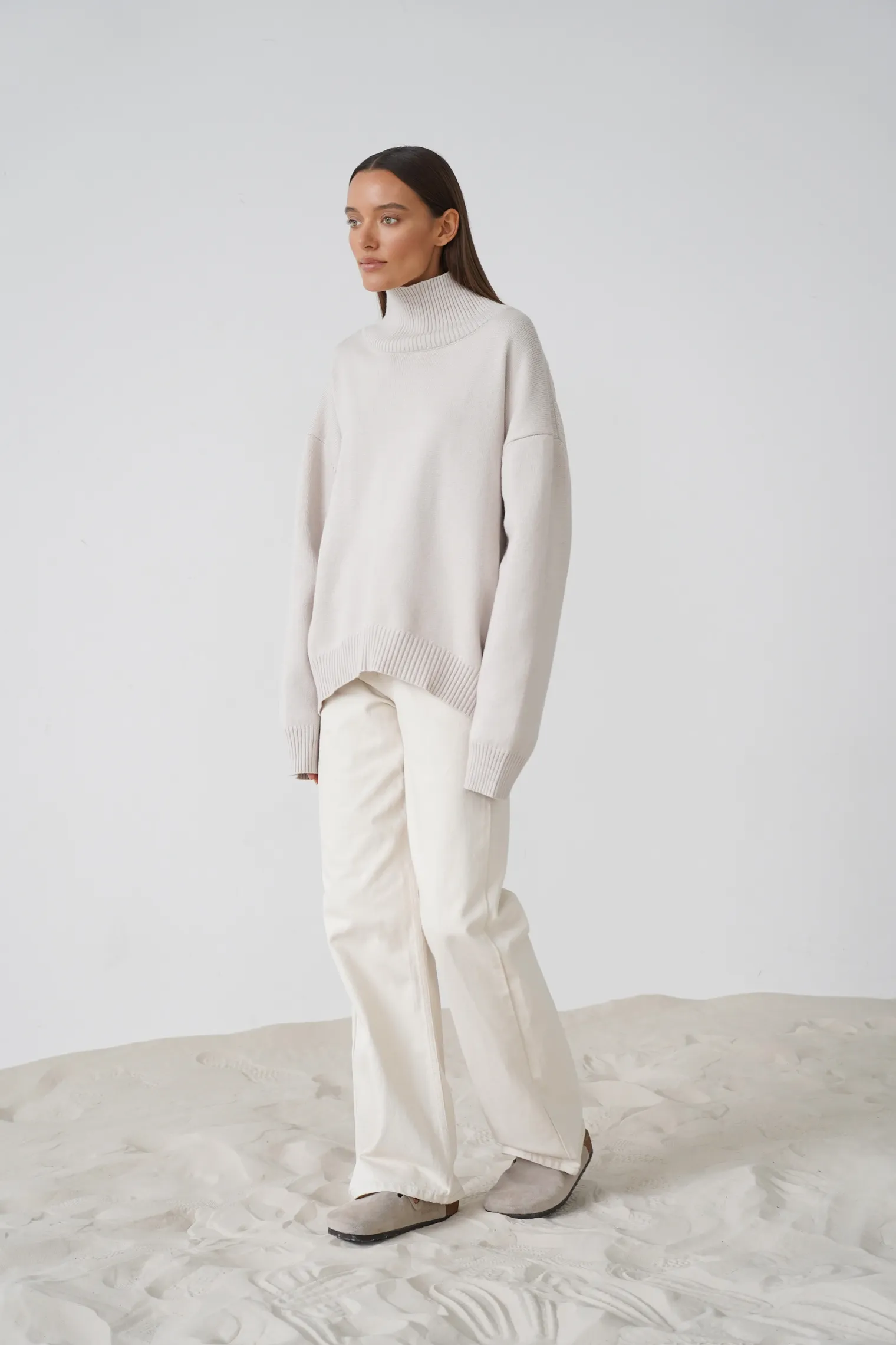 Джинсы широкого кроя с завышенной талией молочного цвета фото 5